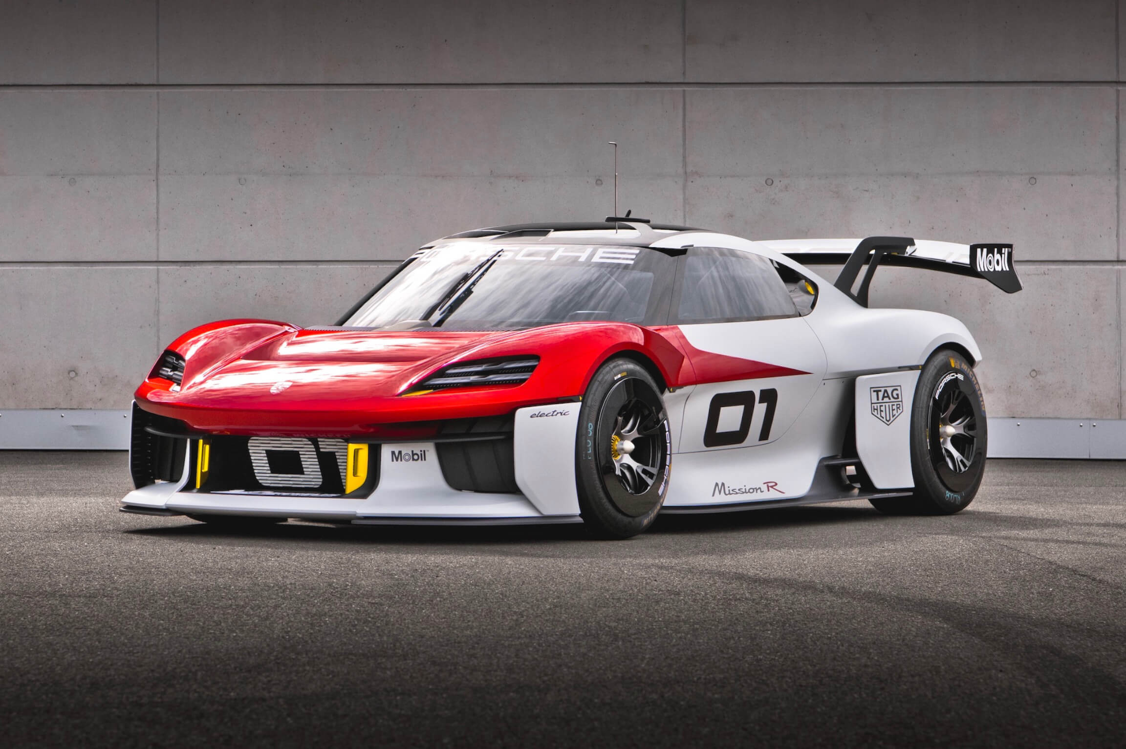 01-Car-IAA-Mobility-Launch-Porsche-Mission-R