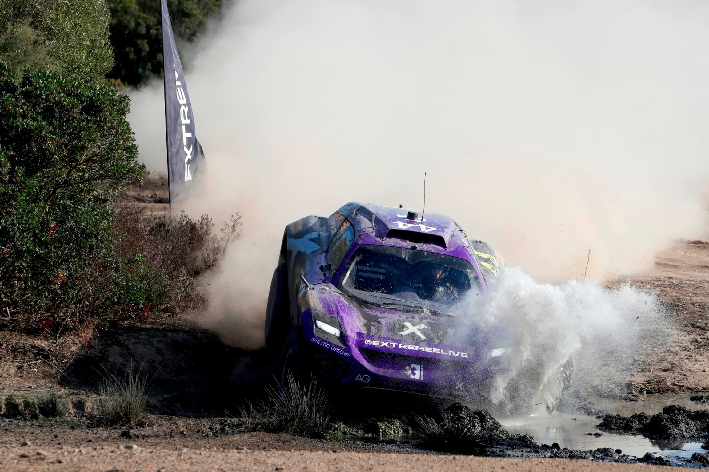 Splash-Mud-Puddle-Team-X44-Extreme-E