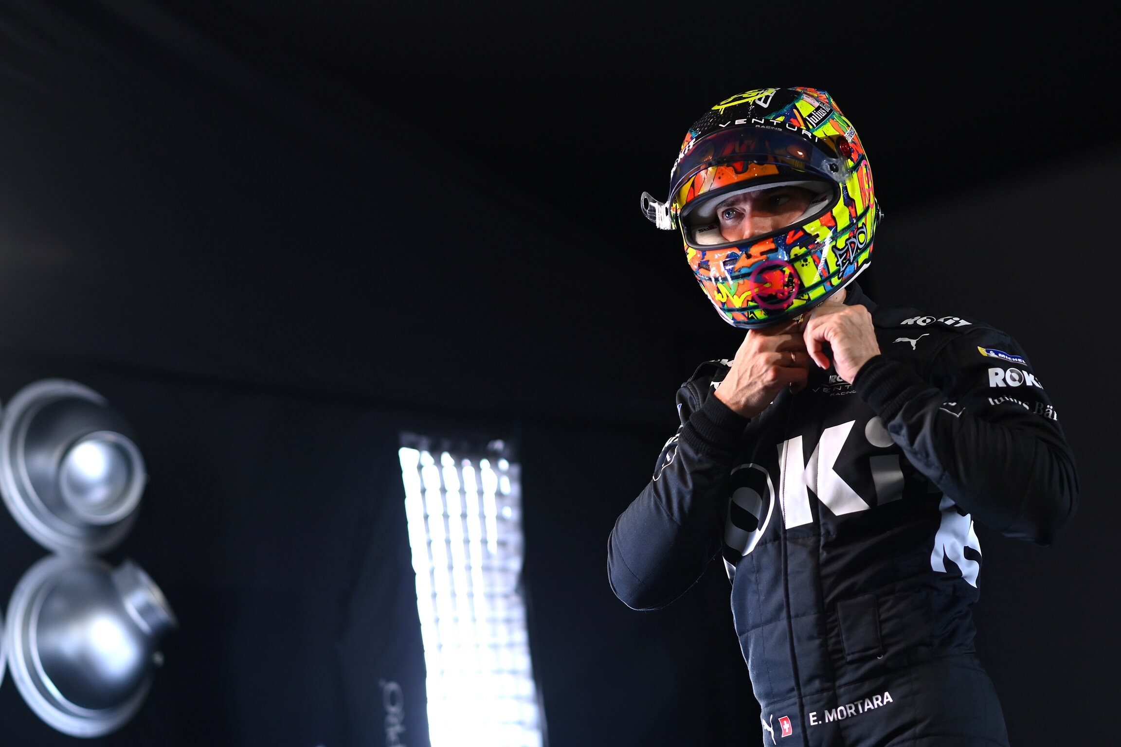 Helmet-Studio-Shot-Mortara-Venturi