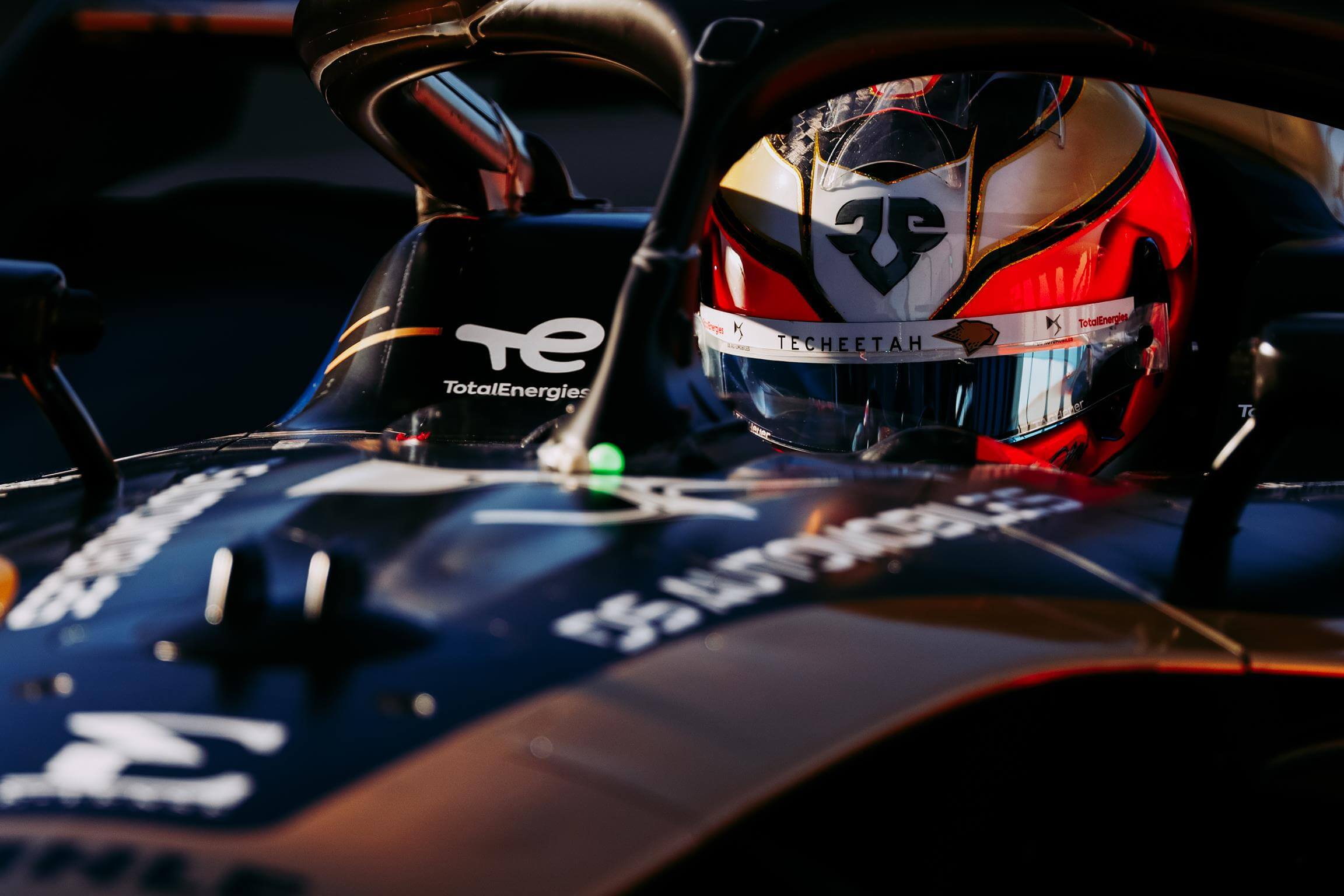 Jean-Eric-Vergne-Close-up-Helmet-2021-Valencia