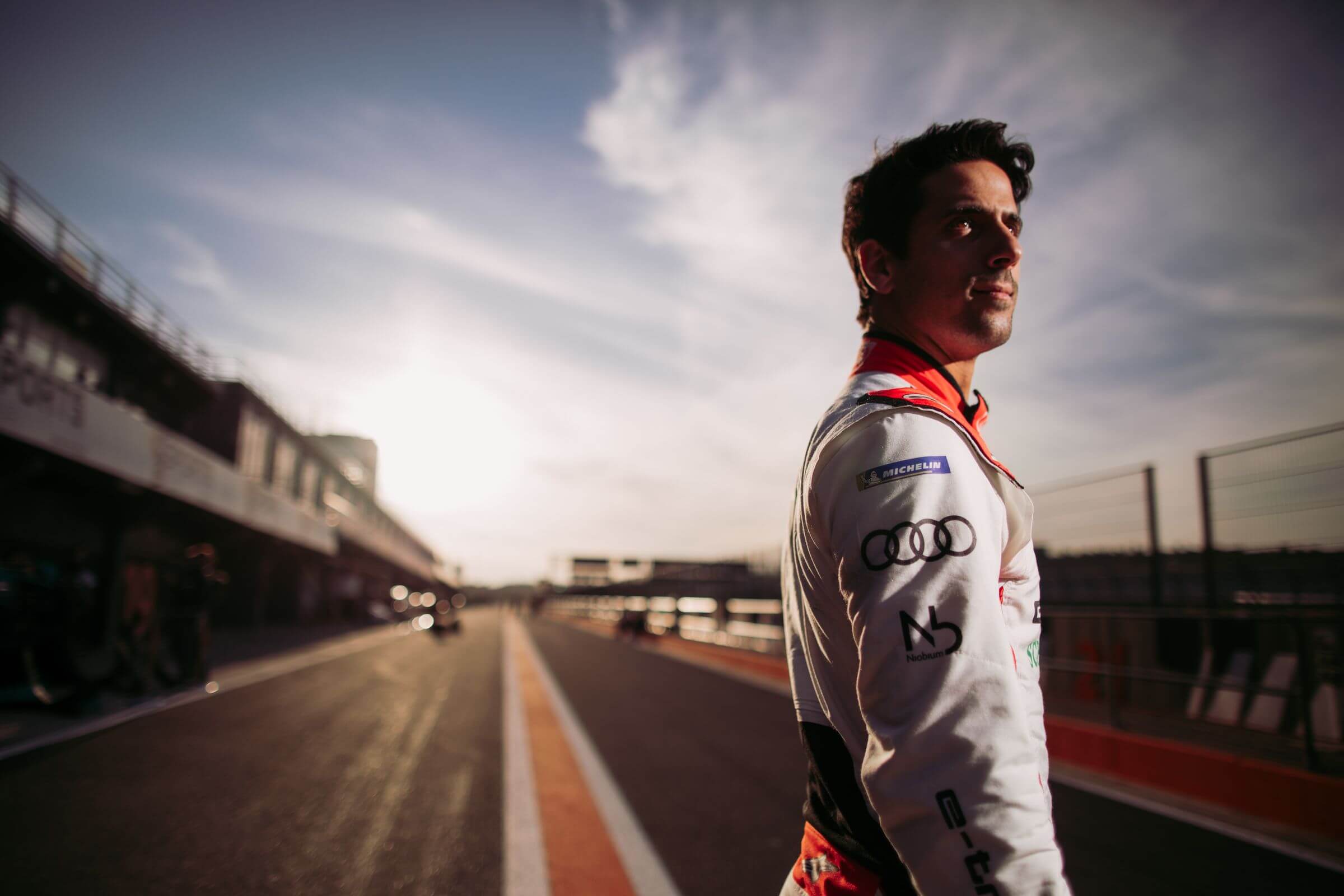 Lucas-di-Grassi-visionary-looking-at-blue-sky-Valencia