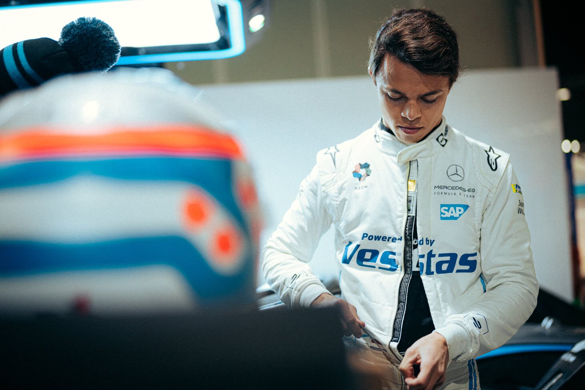 Nyck-de-Vries-disappointed-Formula-E-Diriyah-2022