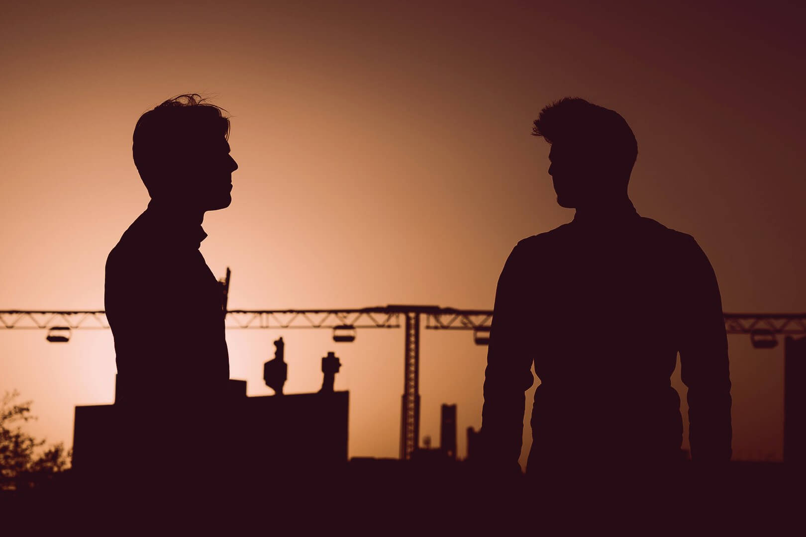 Silhouettes-Oliver-Askew-Jake-Dennis-Andretti-Saudi-Arabia-Formula-E