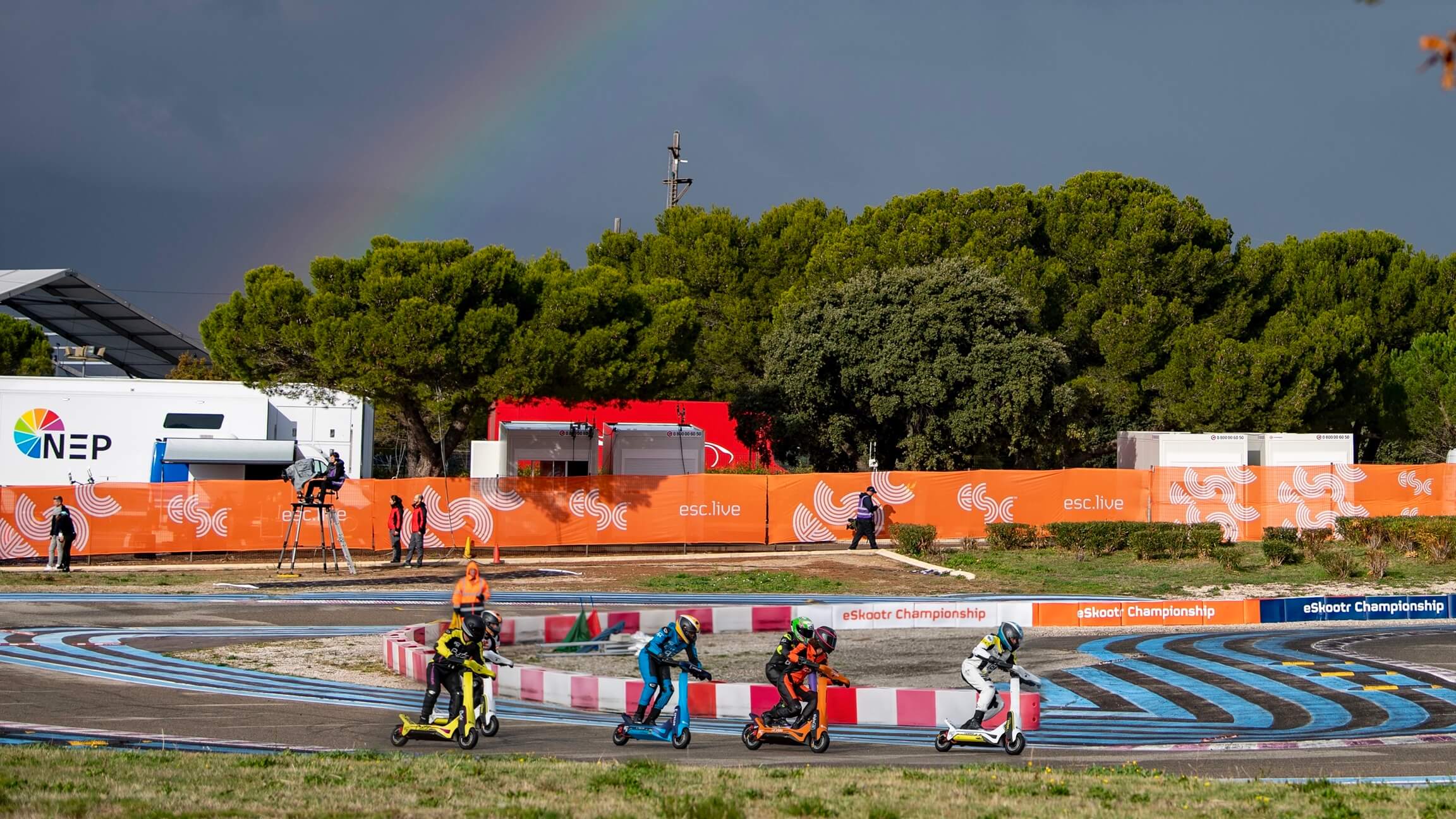Rainbow-eSkootr-Test-Day-Live