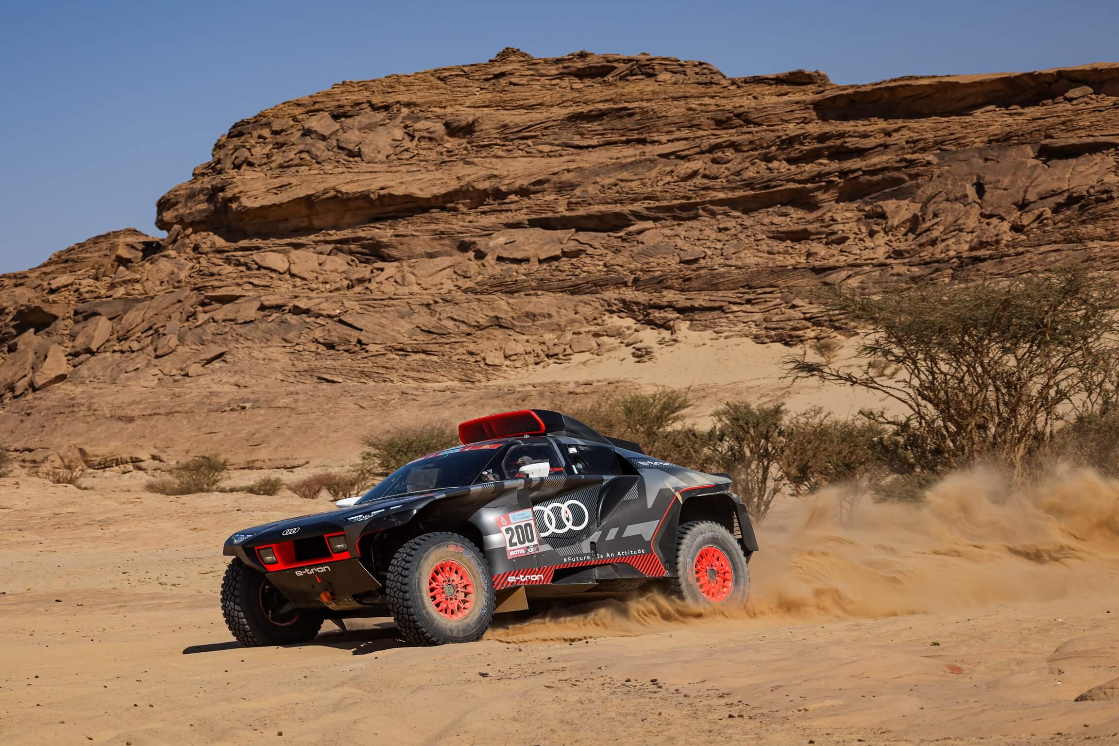 Audi-Offroad-Works-Car-Rallye-Dakar