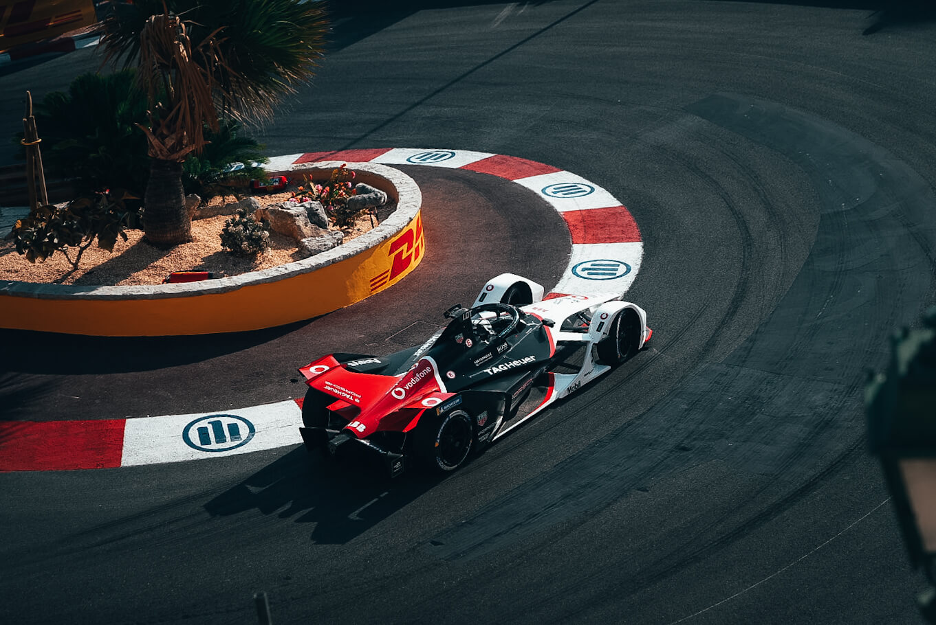 Porsche-Lotterer-Loews-Kurve-Formel-E-2021