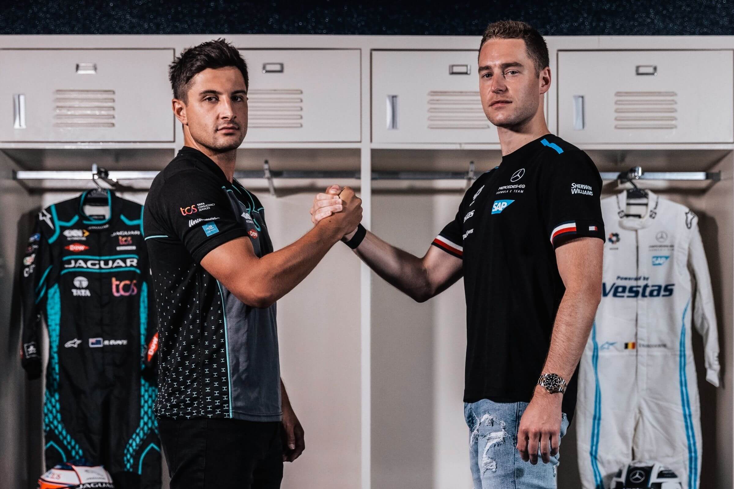 Evans-Vandoorne-Shakehands-Formula-E-Seoul