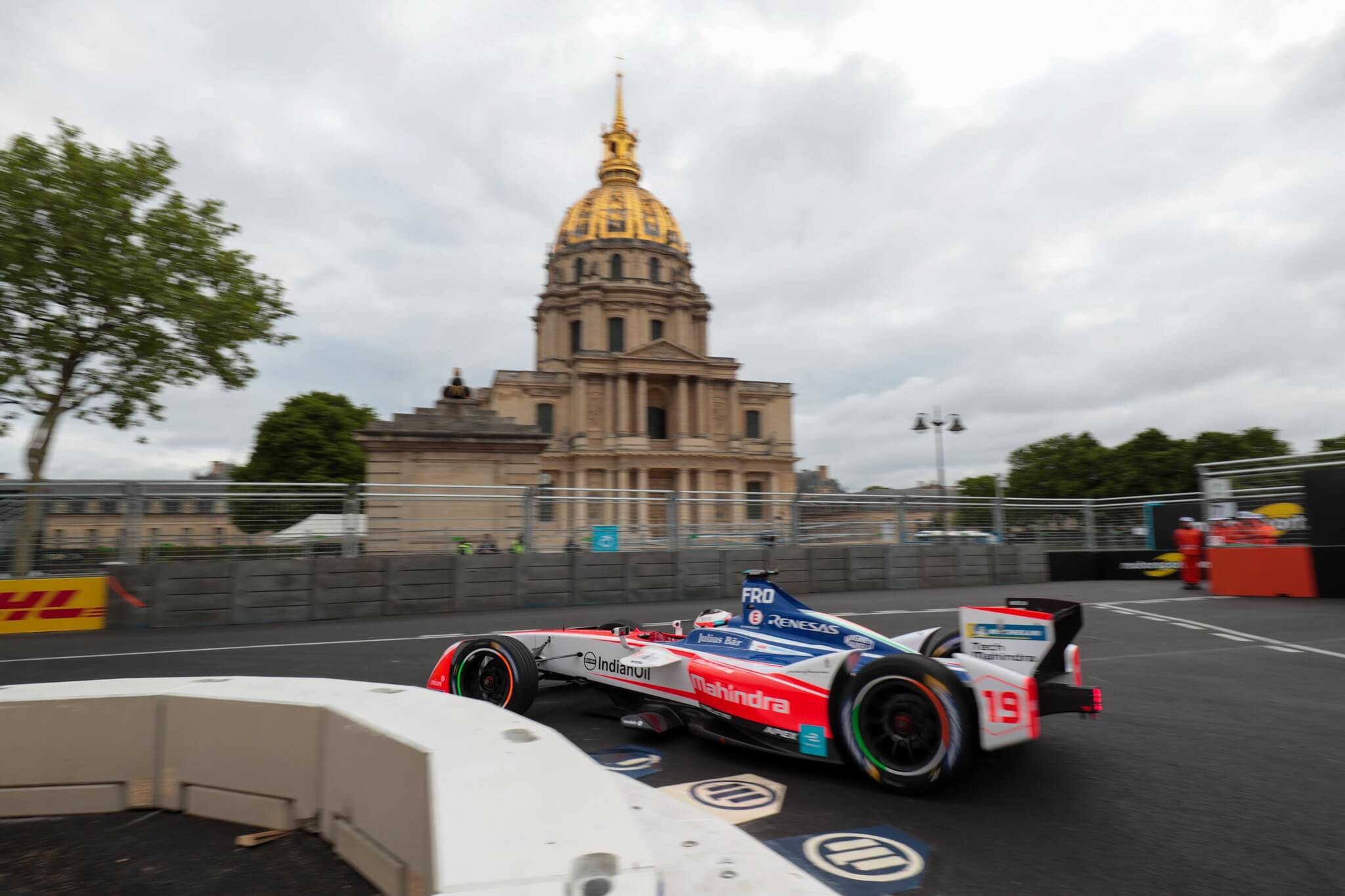 Felix-Rosenqvist-Mahindra-Dome-des-Invalides