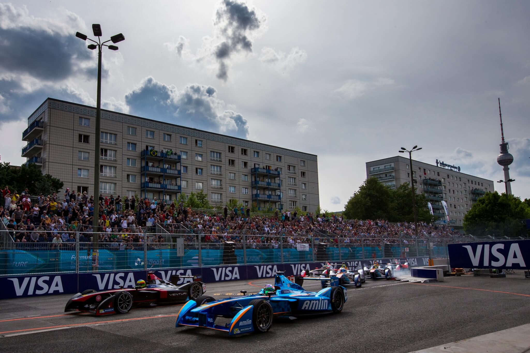 Tumultous-Race-Start-Formula-E