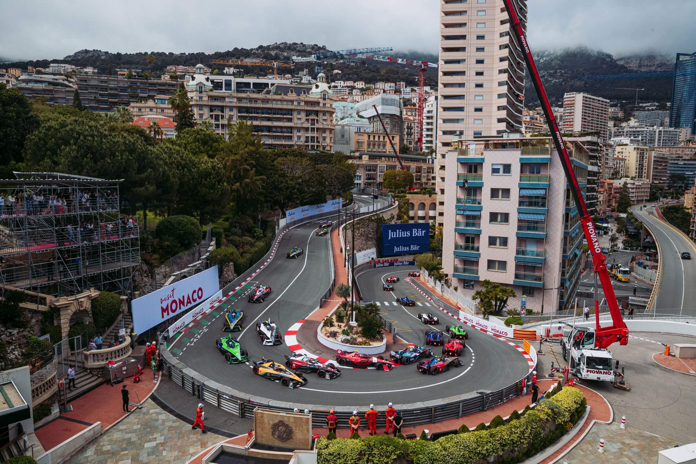 Race-Start-Hotel-Hairpin-Formula-E-Monaco