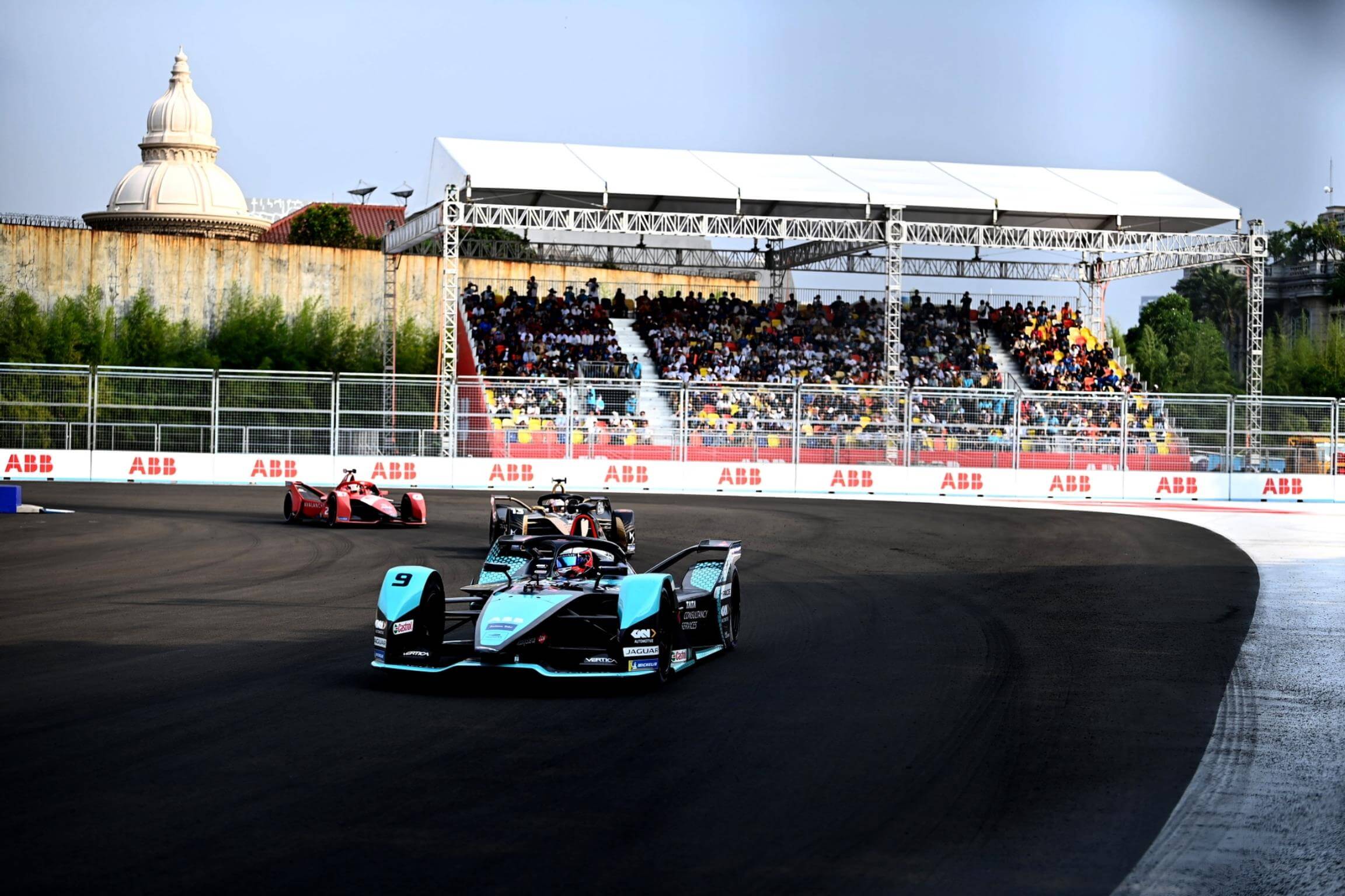Mitch-Evans-Jaguar-Jakarta-2022-Formula-E