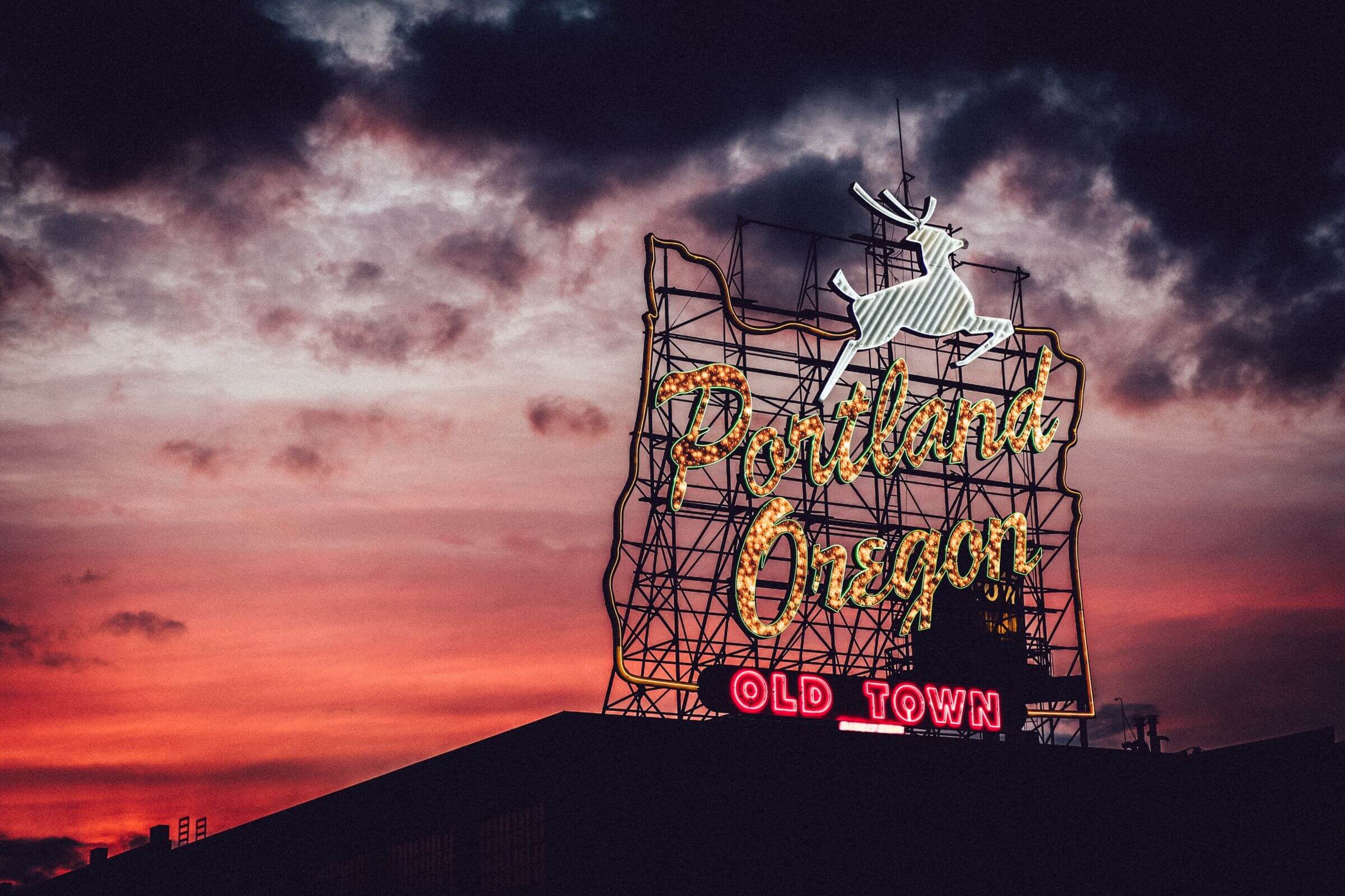 Portland-Oregon-White-Stag-Sign