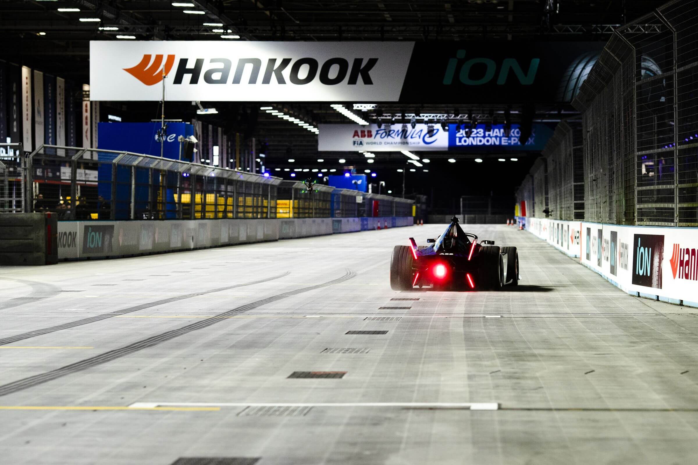Guinness-Word-Record-Formula-E-Maximum-Speed-Indoor-London-ExCeL