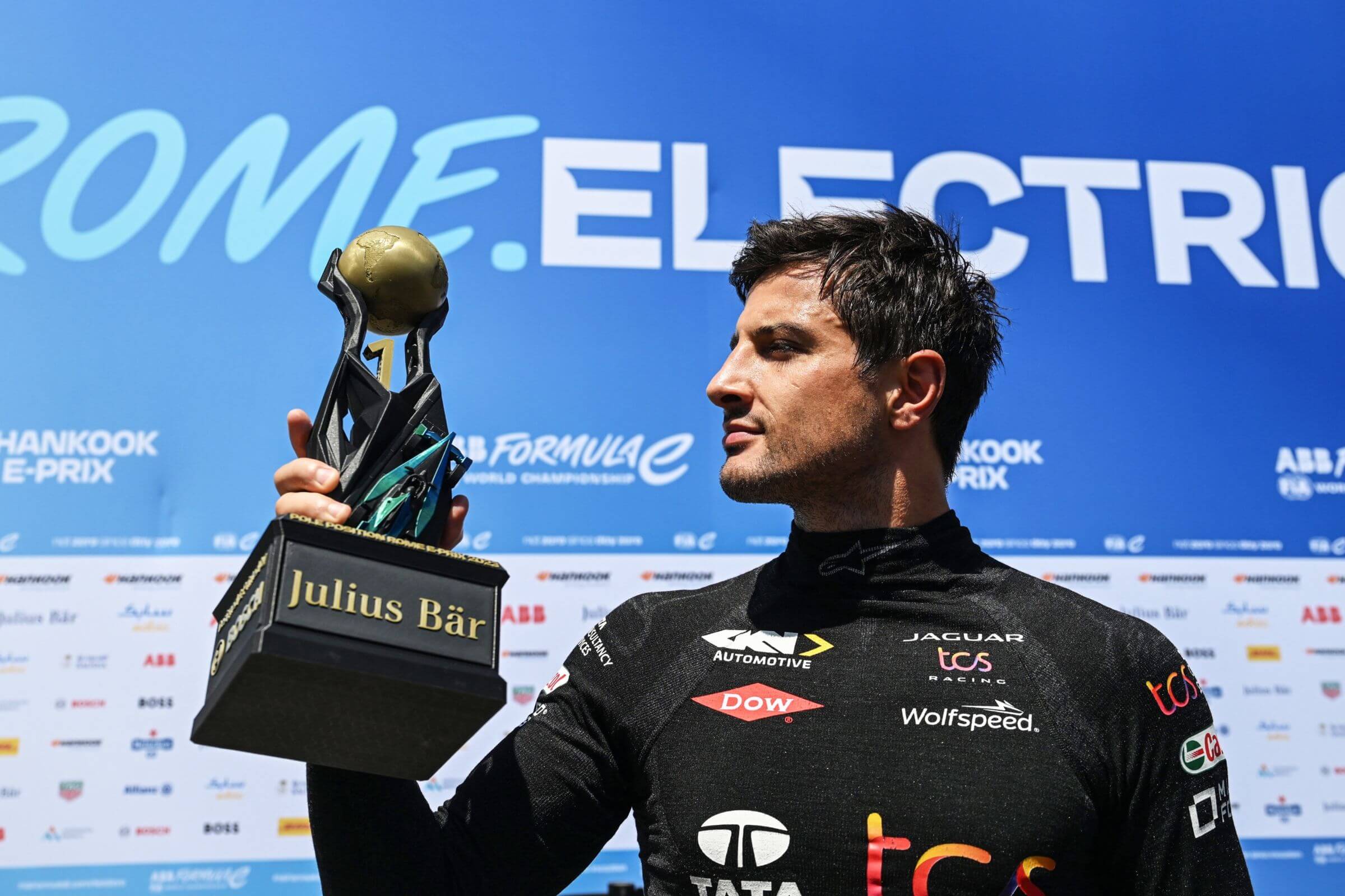Mitch-Evans-Pole-Position-Trophy-Rome