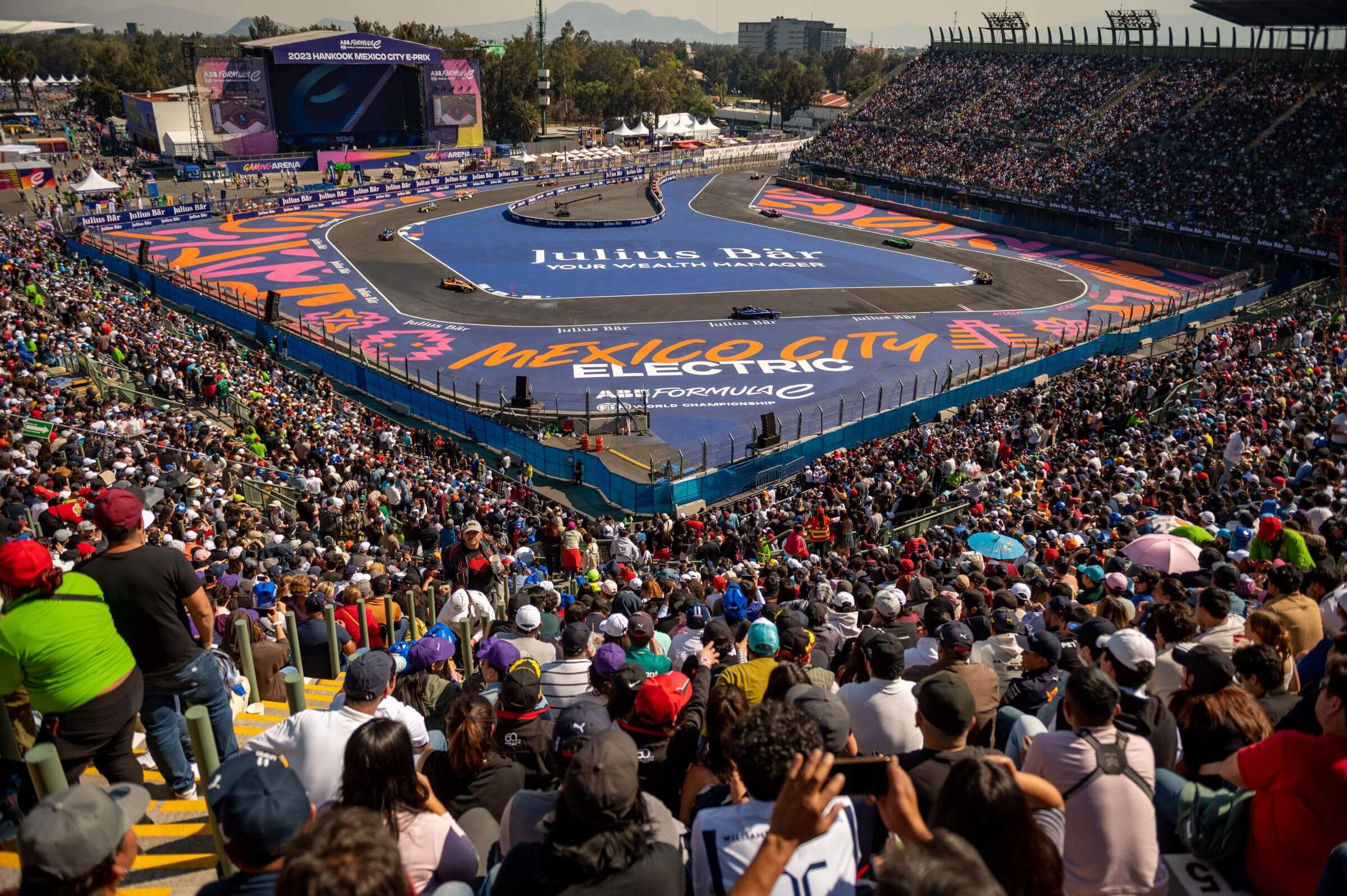 Spectators-Mexico-City-stadium-2023