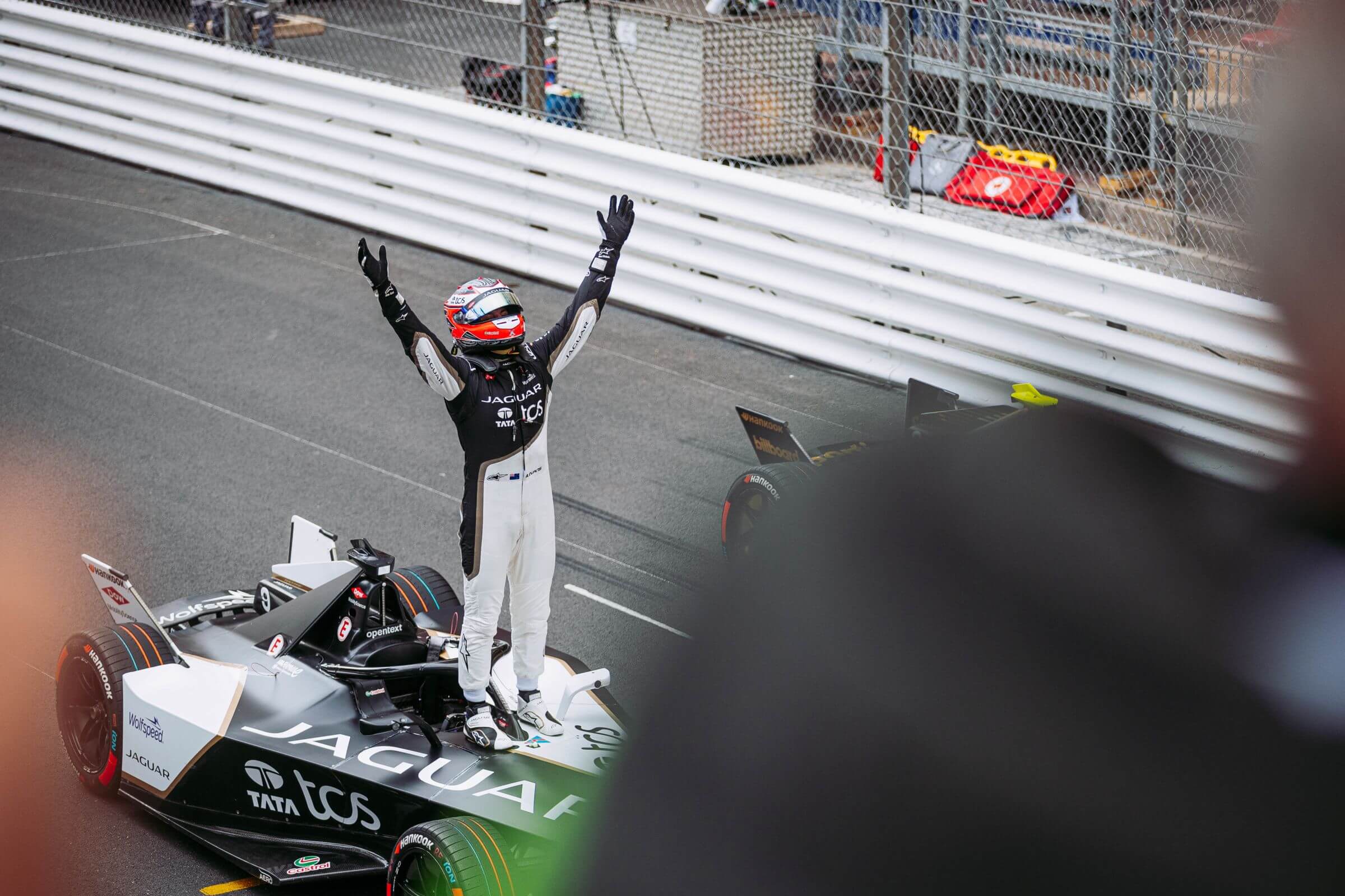 Mitch-Evans-winning-pose-monaco