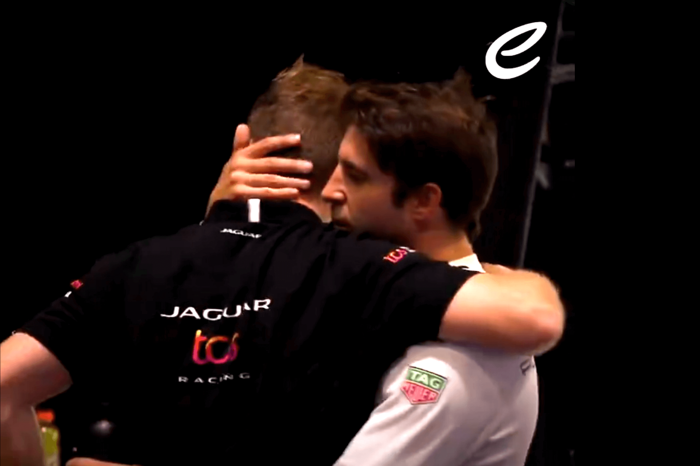 Felix-da-Costa-hugs-Nick-Cassidy-at-Formula-E-Finale-in-London