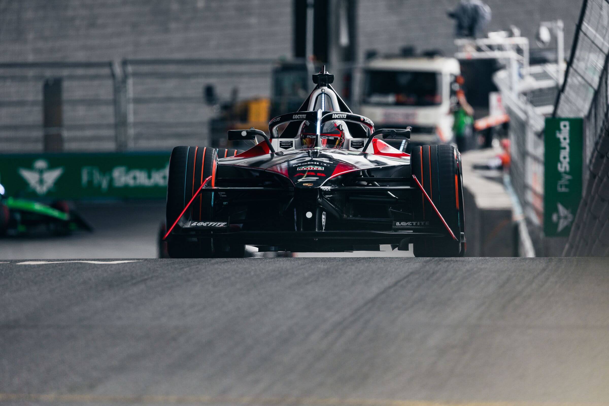 Pascal-Wehrlein-Porsche-London-2024