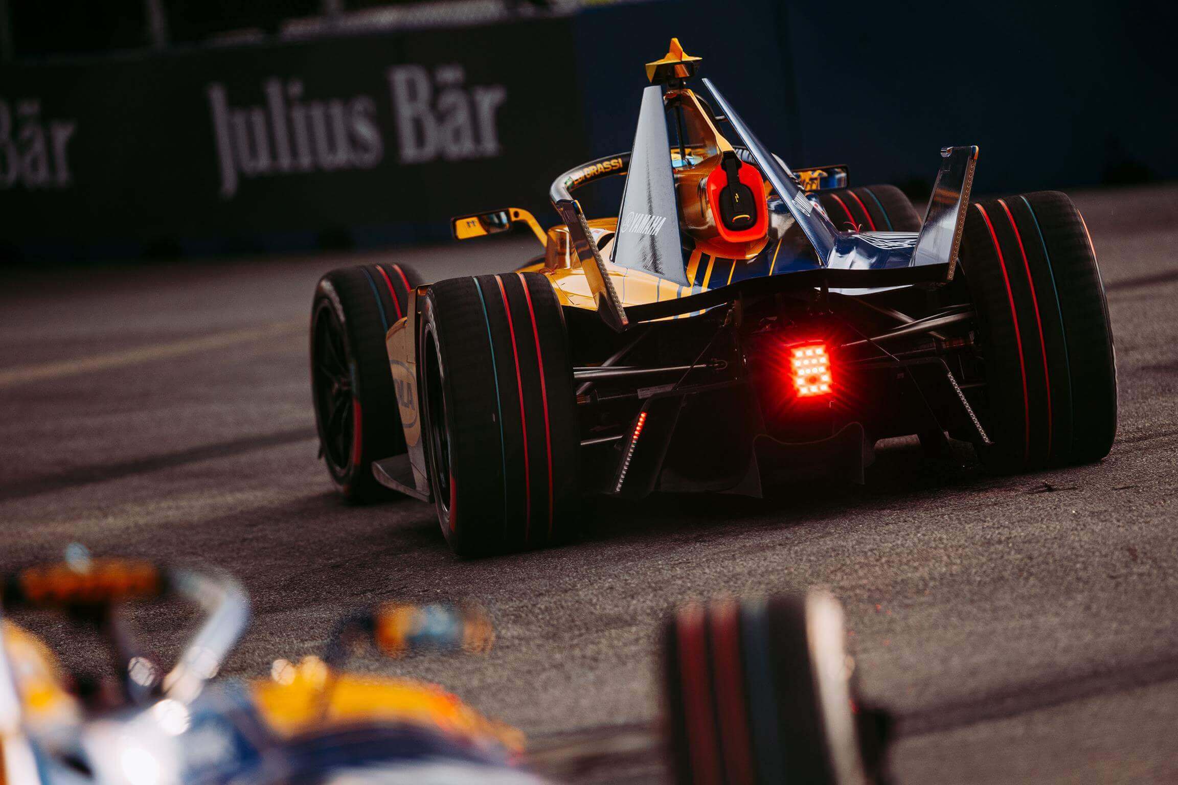 Lola-Car-Debut-from-behind