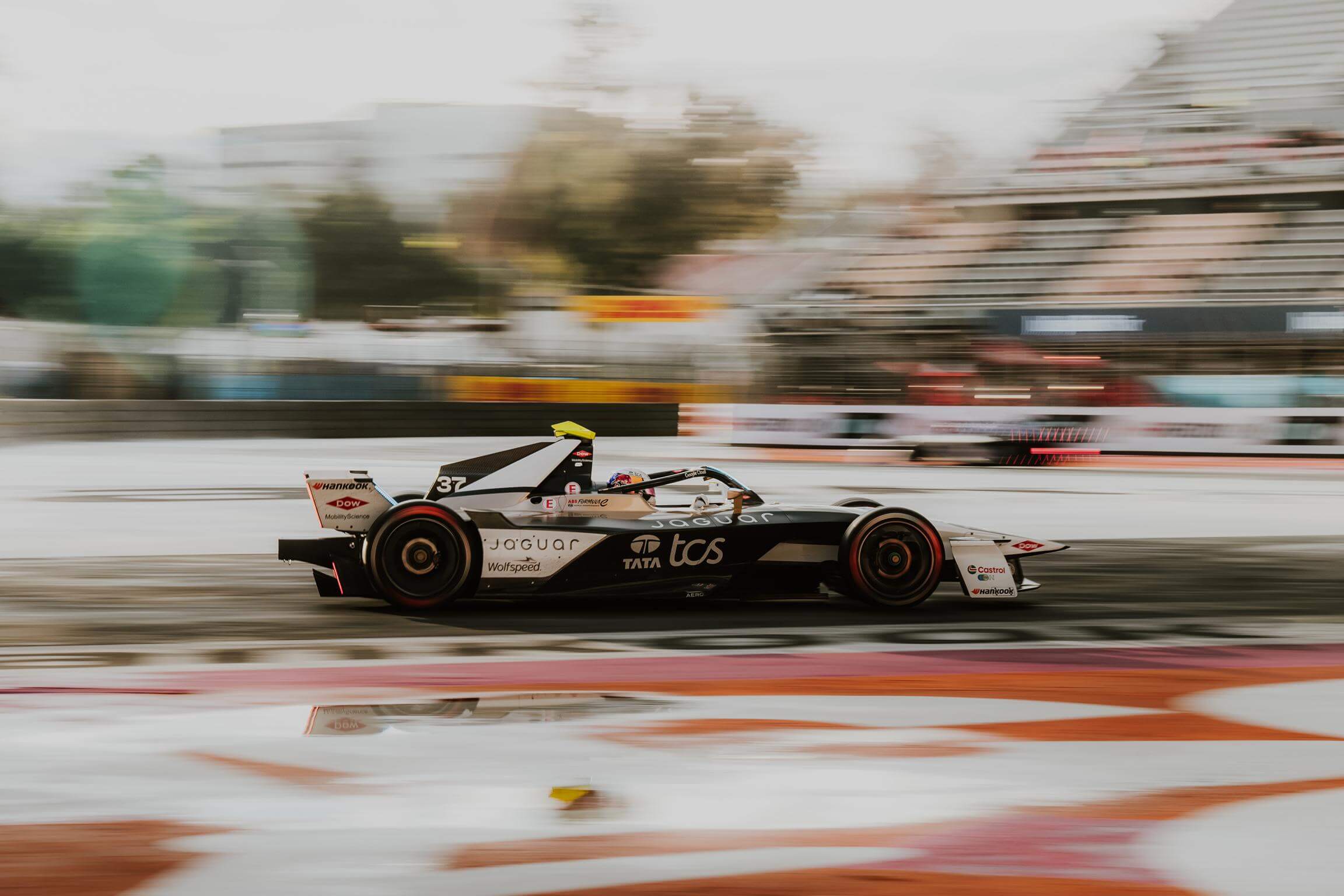 Jaguar-Cassidy-Stadium-Mexico