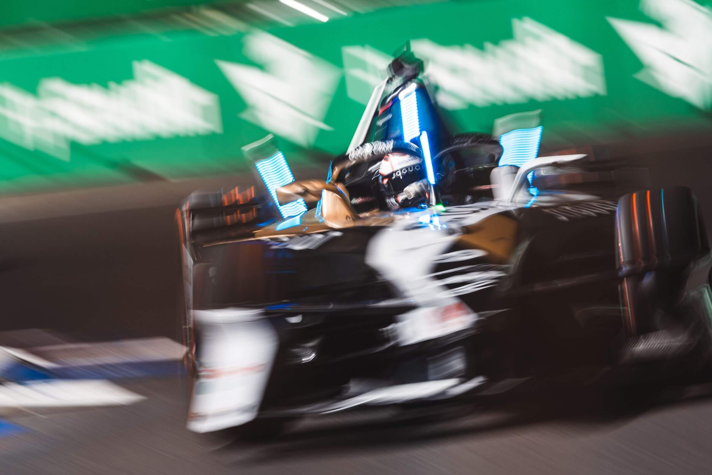 Mitch-Evans-Jaguar-Jeddah