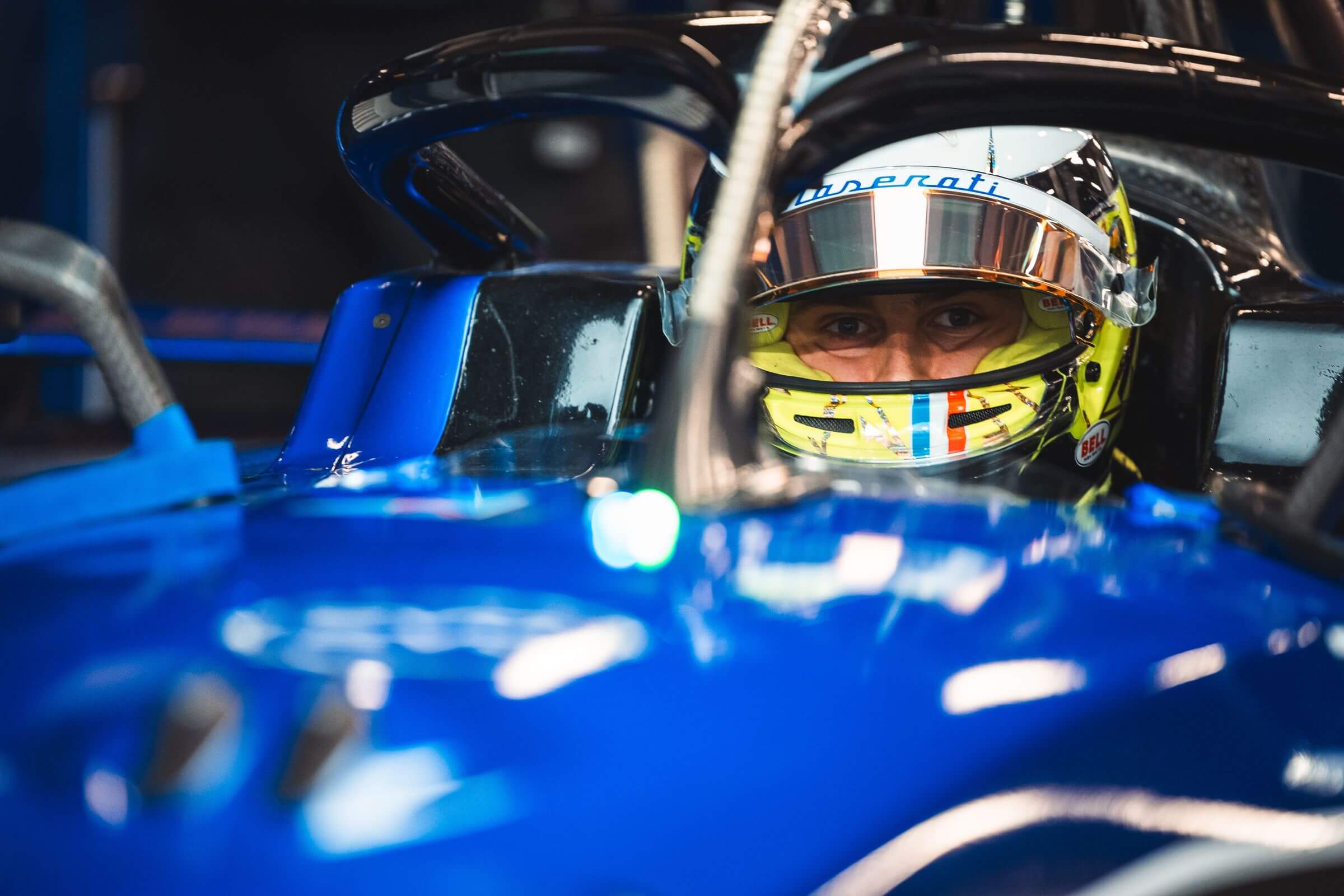 Theo-Pourchaire-Formula-E-Rookie-Session-2025-Maserati-MSG