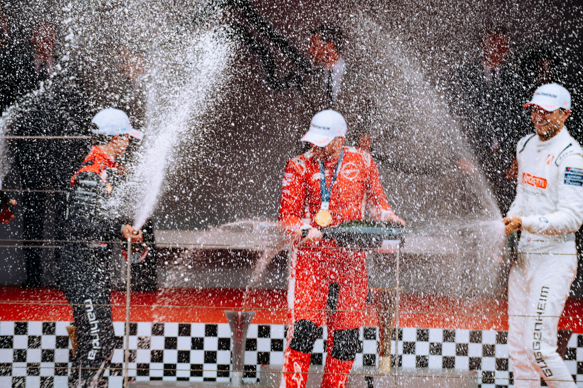 Monaco-Podium-de-Vries-Rowland-Dennis