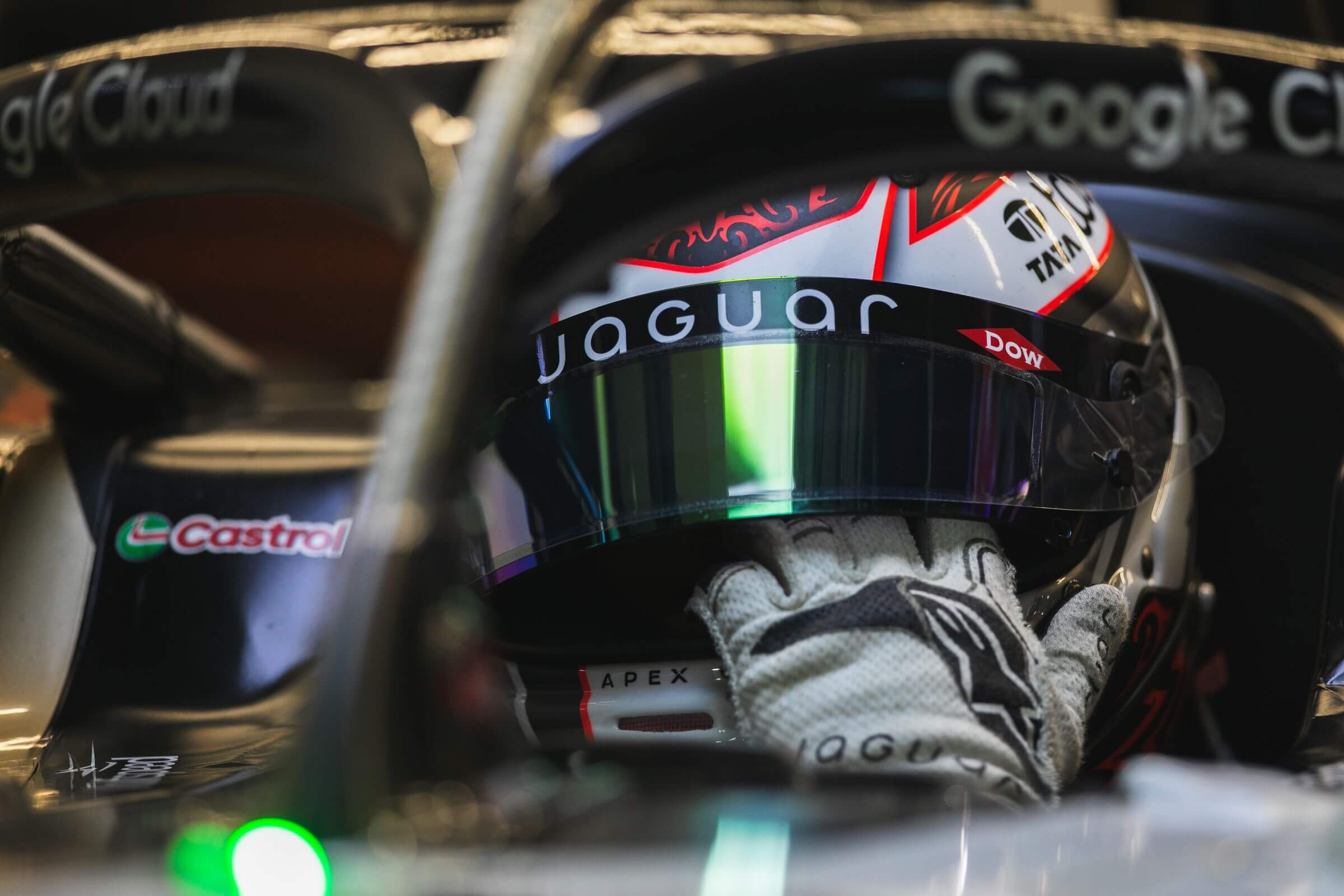 Mitch-Evans-Cockpit