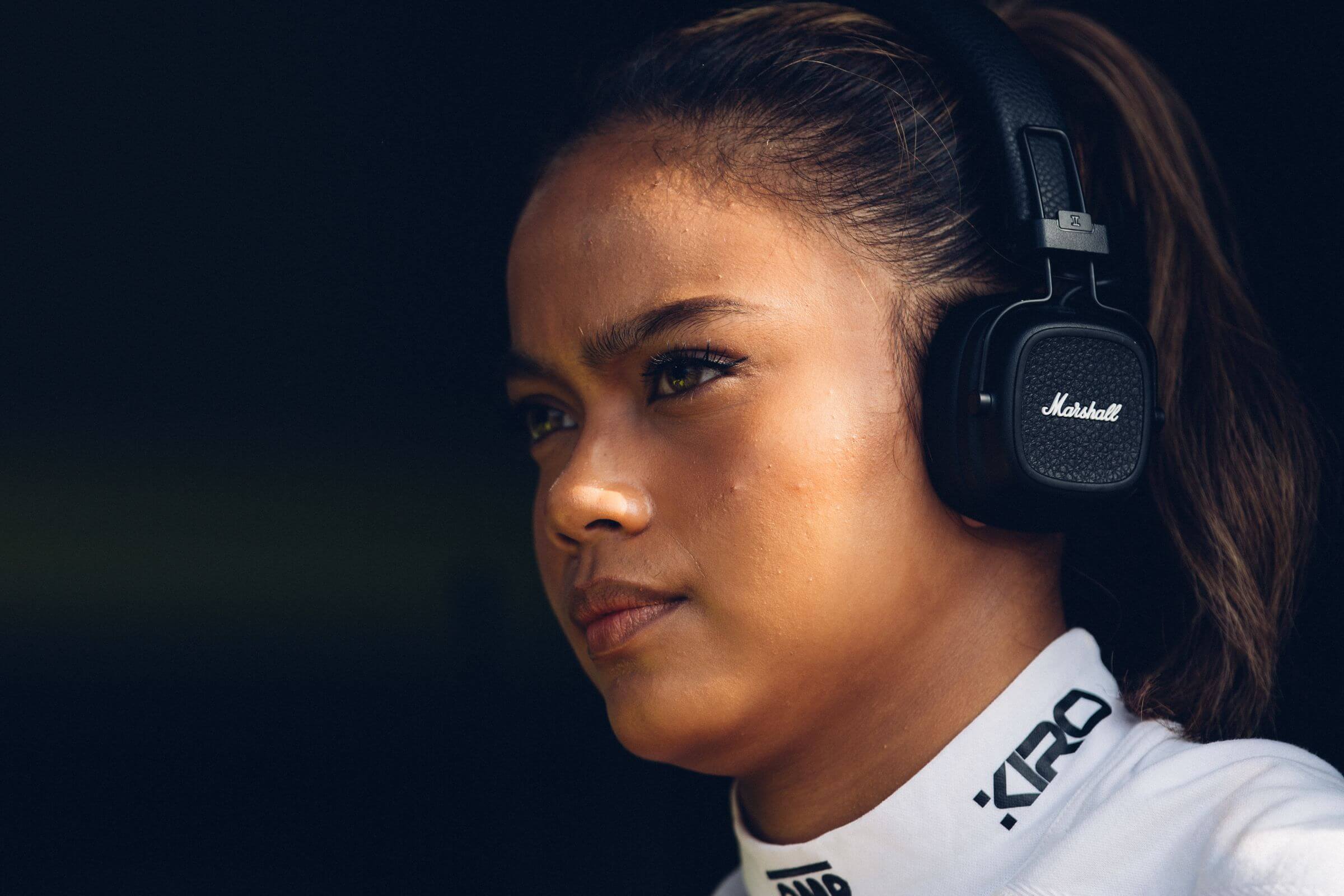 Bianca-Bustamante-Cupra-Kiro-2025-Berlin-E-Prix-Rookie-Test-with-Marshall-Headphones