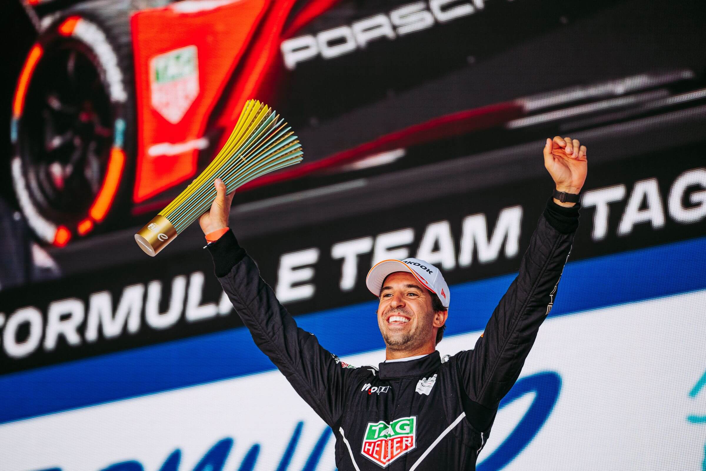 Antonio-Felix-da-Costa-TAG-Heuer-Porsche-2024-Portland-E-Prix-podium