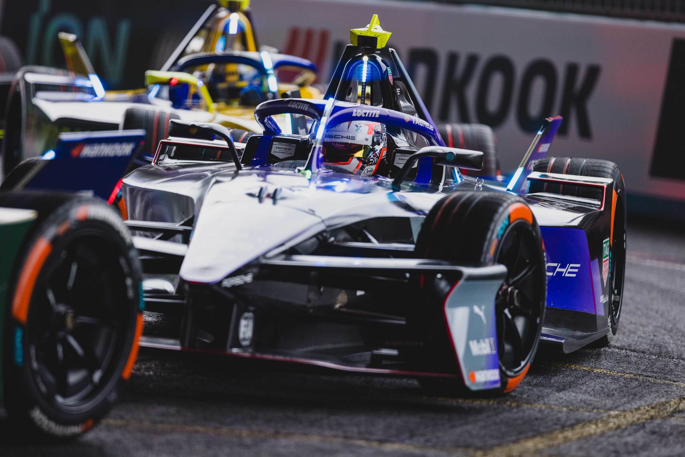 Antonio-Felix-da-Costa-TAG-Heuer-Porsche-2025-London-E-Prix