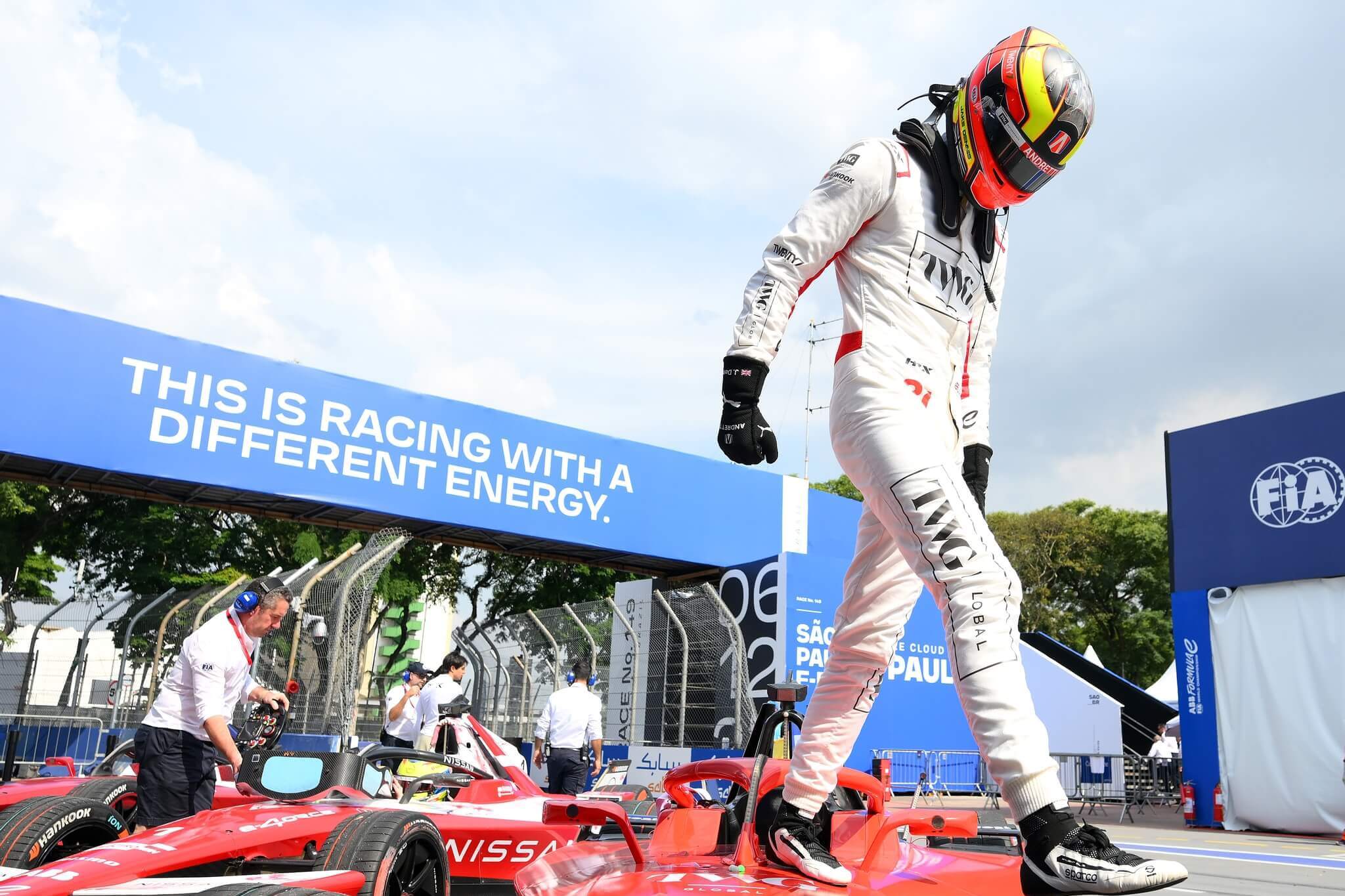 Dennis-victory-Sao-Paulo