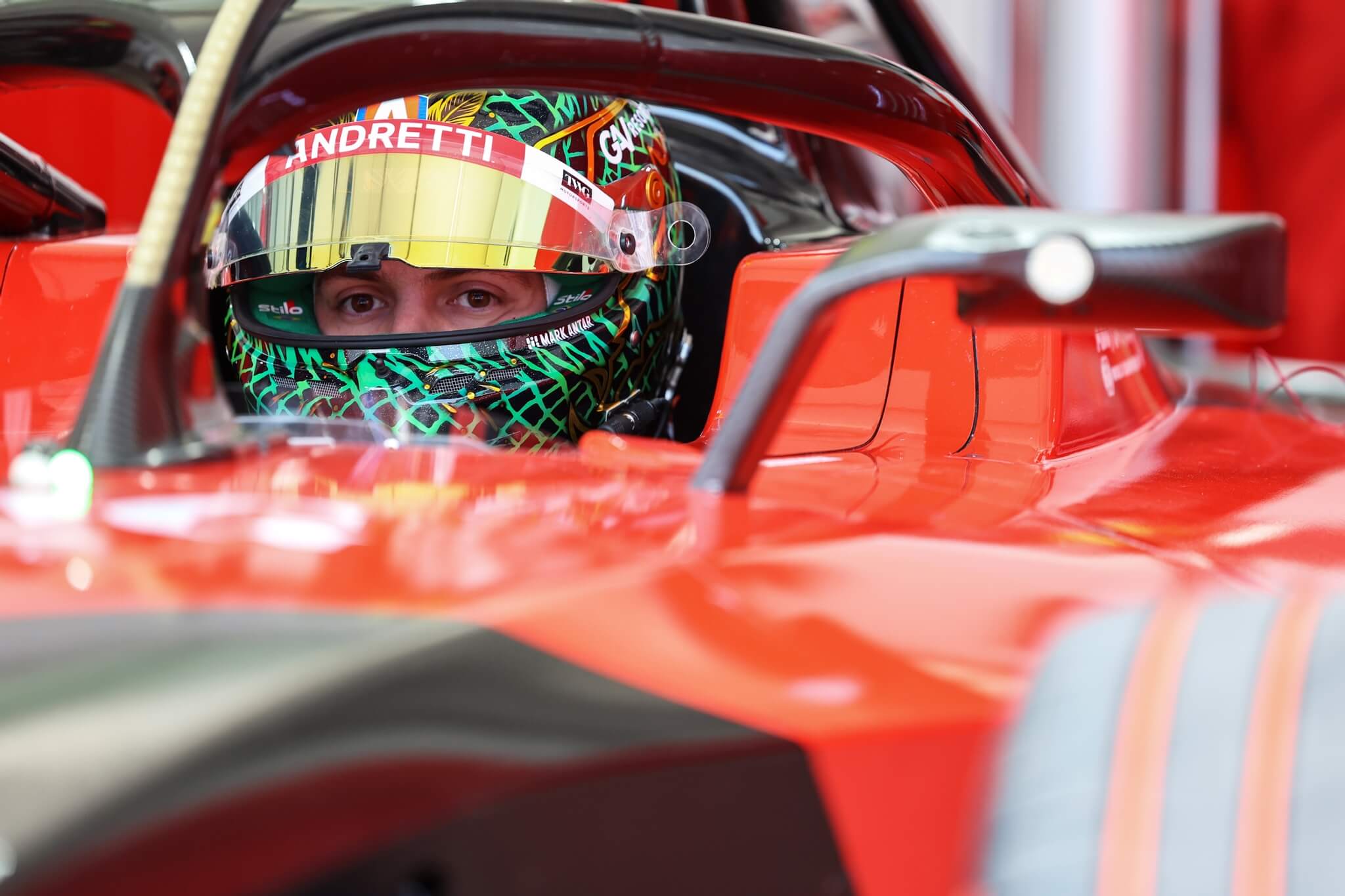 Felipe-Drugovich-Andretti-in-car-pits-visor-open