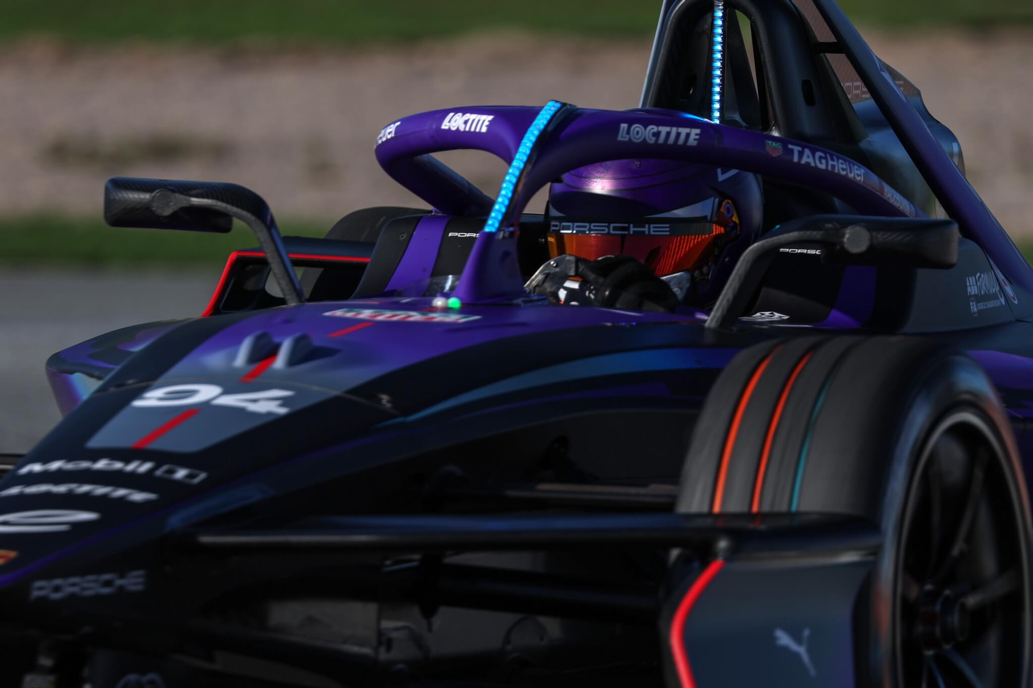 Pascal-Wehrlein-Porsche-wins-FP2