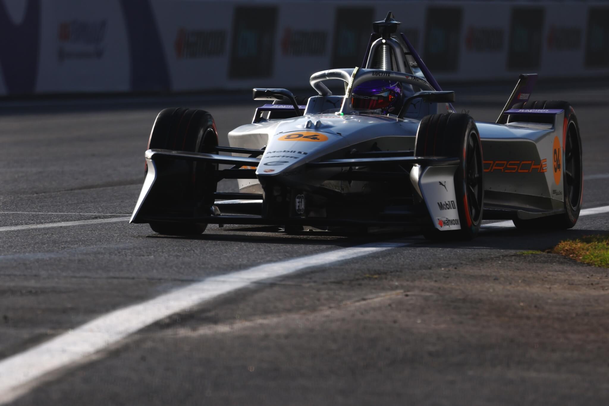 Pascal-Wehrlein-Porsche-wins-FP2-in-Mexico-City-2026