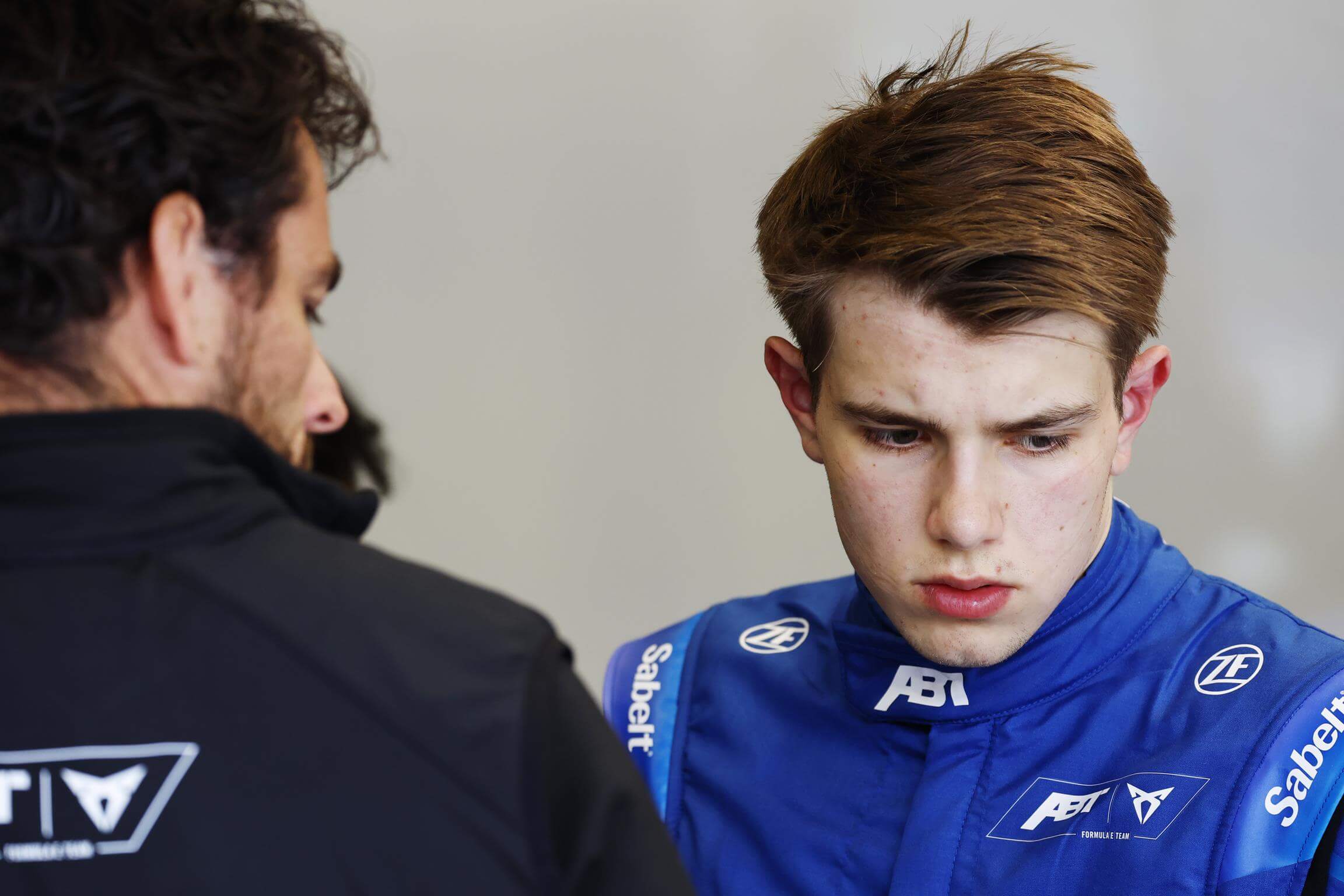 Tim-Tramnitz-ABT-Cupra-talking-to-Markus-Michelberger-2023-Berlin-E-Prix-Rookie-Test