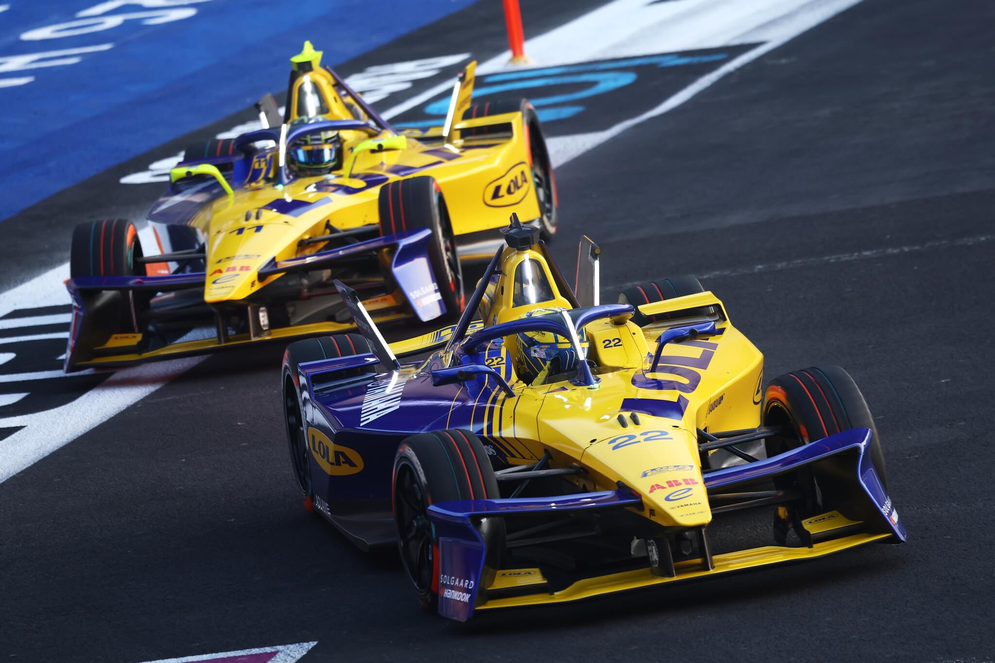 Zane-Maloney-Lucas-di-Grassi-Lola-Yamaha-ABT-2026-Mexico-City-E-Prix-stadium