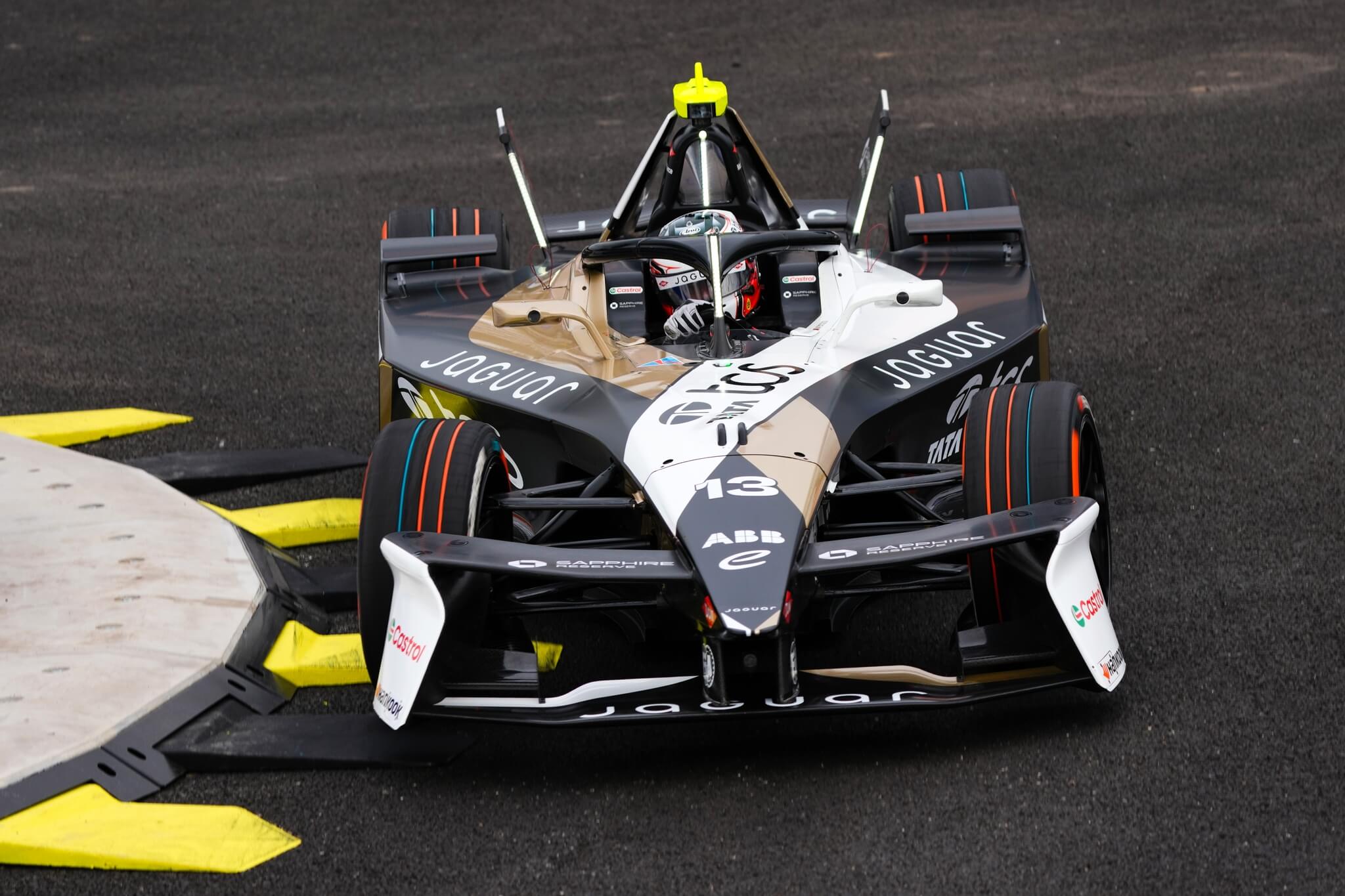 Antonio-Felix-da-Costa-Jaguar-TCS-Racing-wins-in-Madrid