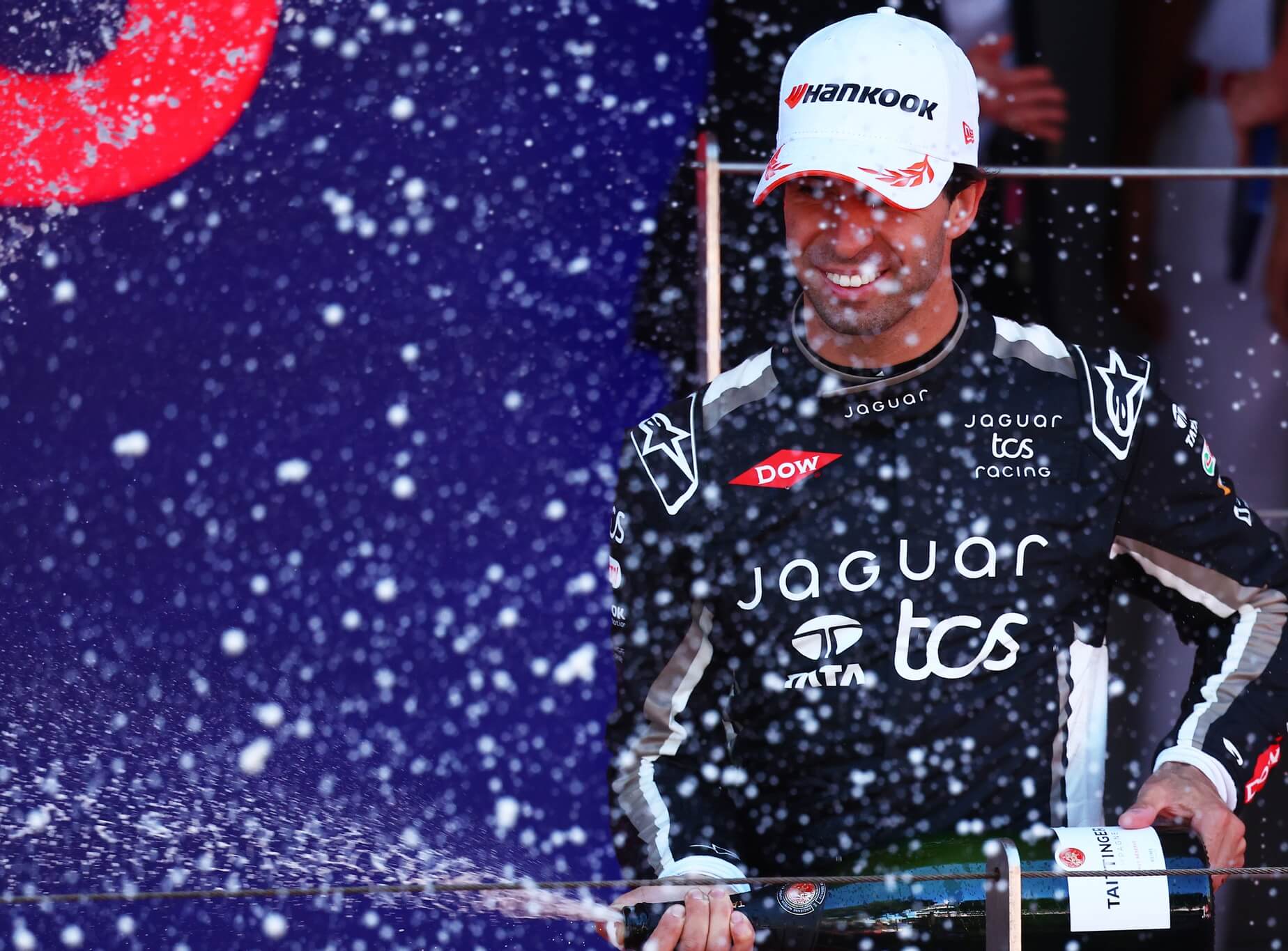 Antonio-Felix-da-Costa-Jaguar-TCS-Racing-2026-Monaco-E-Prix-Podium-champagne