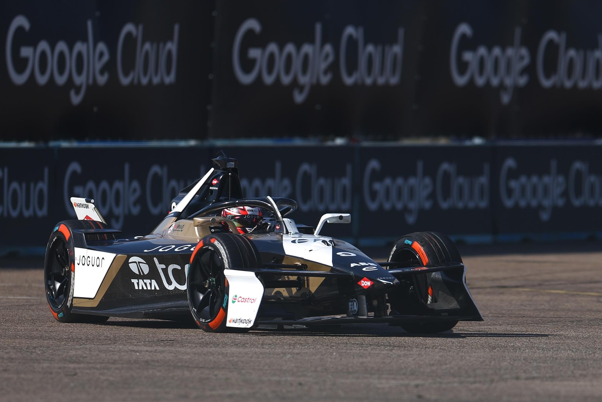 Mitch-Evans-Jaguar-TCS-Racing-wins-in-Berlin