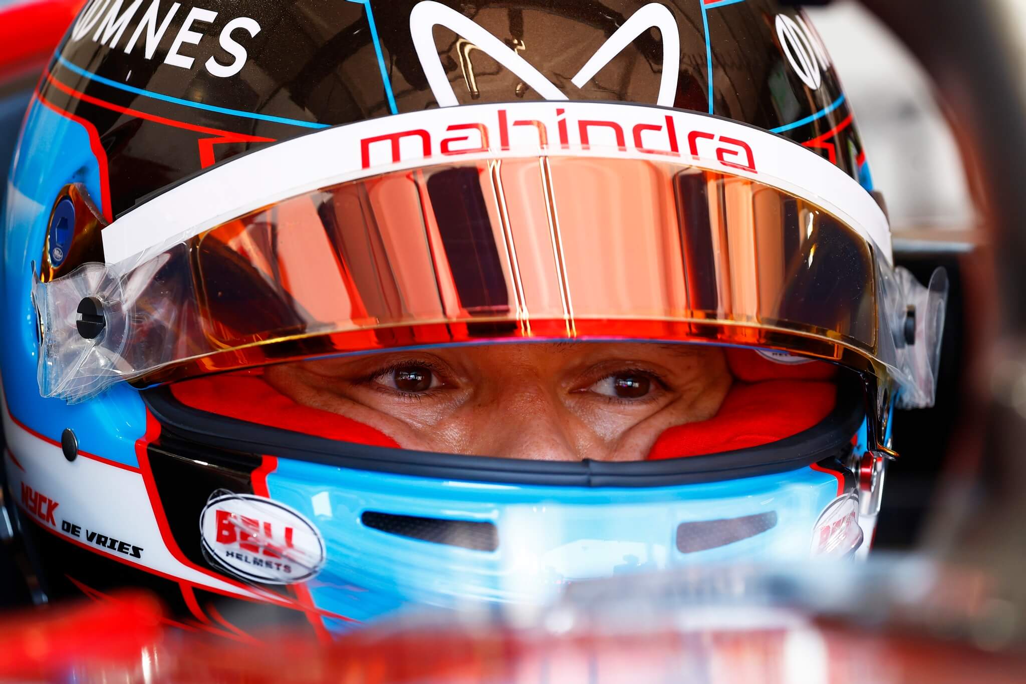 Nyck-de-Vries-Mahindra-Racing-wins-FP1-Monaco