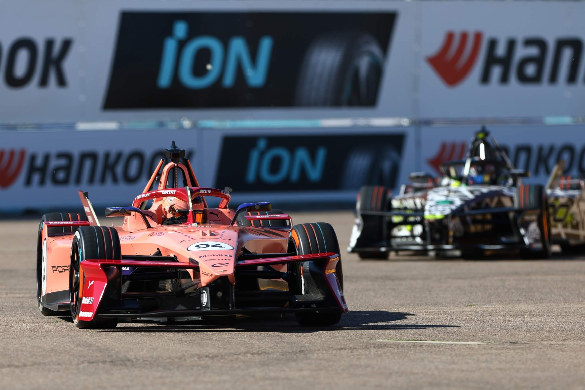 Pascal-Wehrlein-Porsche-Dan-Ticktum-Cupra-Kiro-2026-Berlin-E-Prix