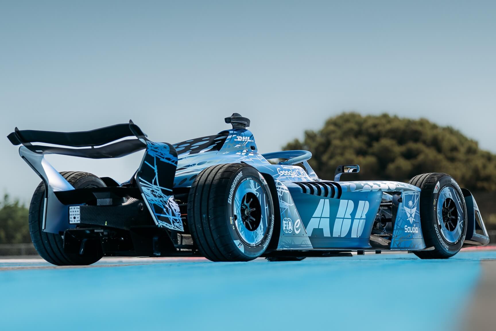 Gen4-car-Paul-Ricard-back-view