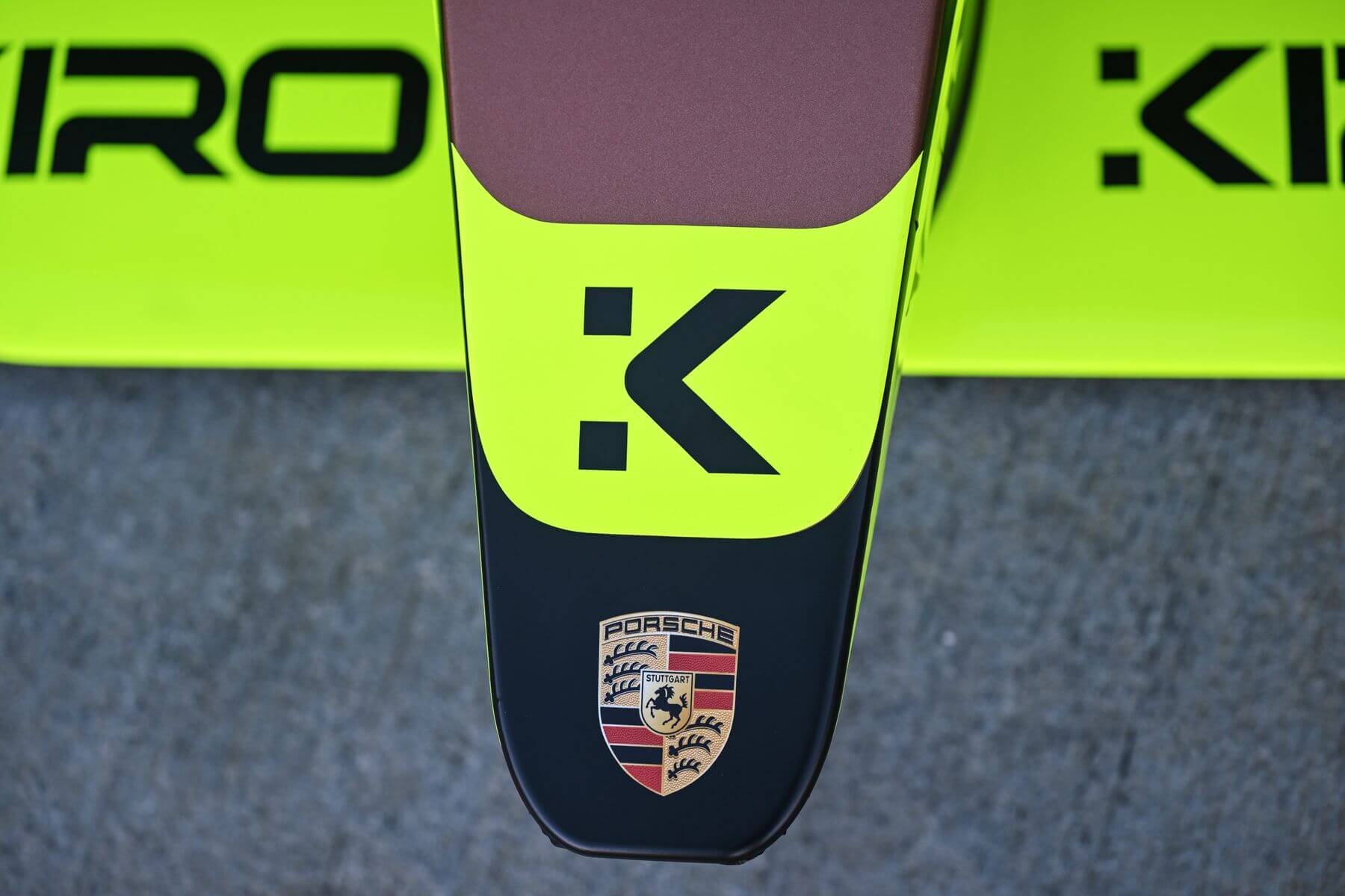 Cupra-Kiro-Porsche-Logo