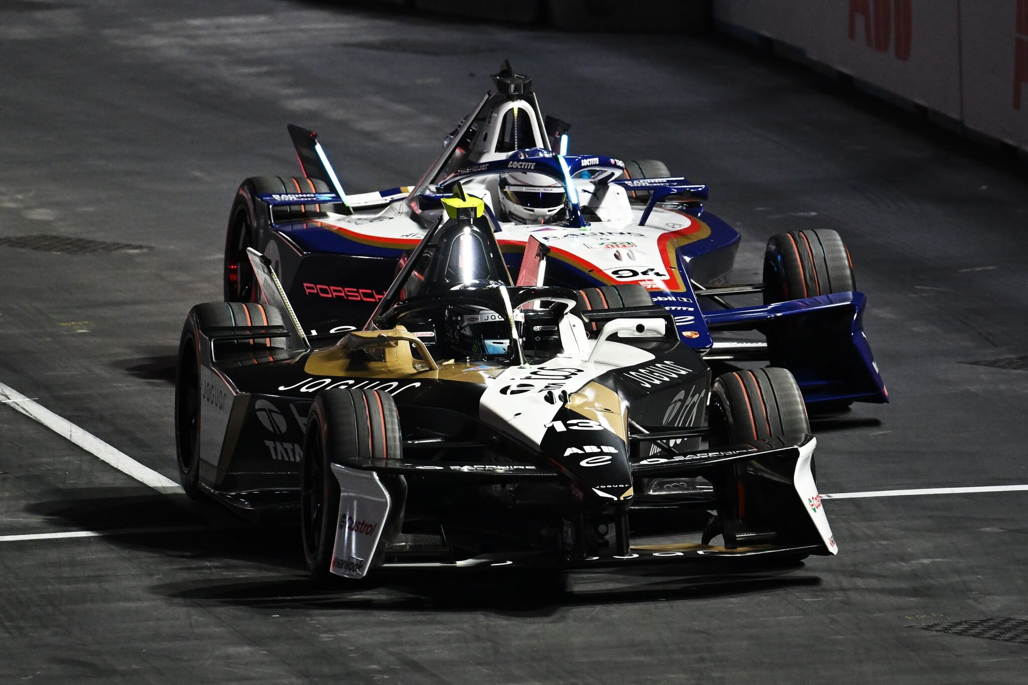 Antonio-Felix-da-Costa-Jaguar-Pascal-Wehrlein-Porsche-on-track