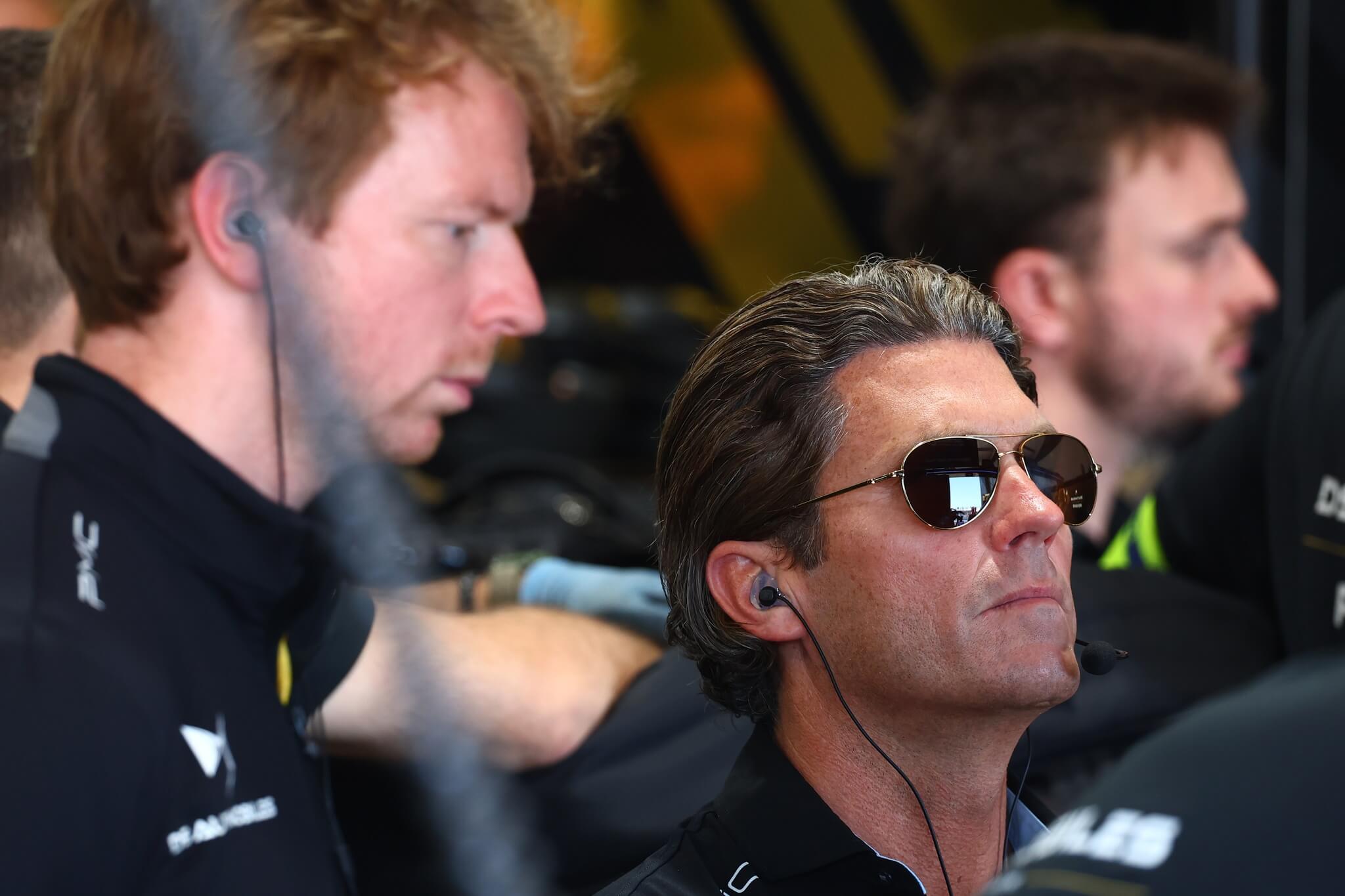 Jay-Penske-wearing-sunglasses-in-the-garage