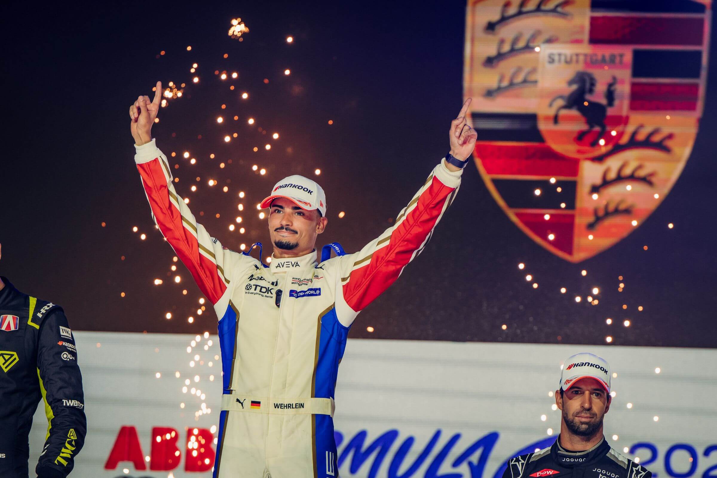 Pascal-Wehrlein-Porsche-2026-London-E-Prix-Podium