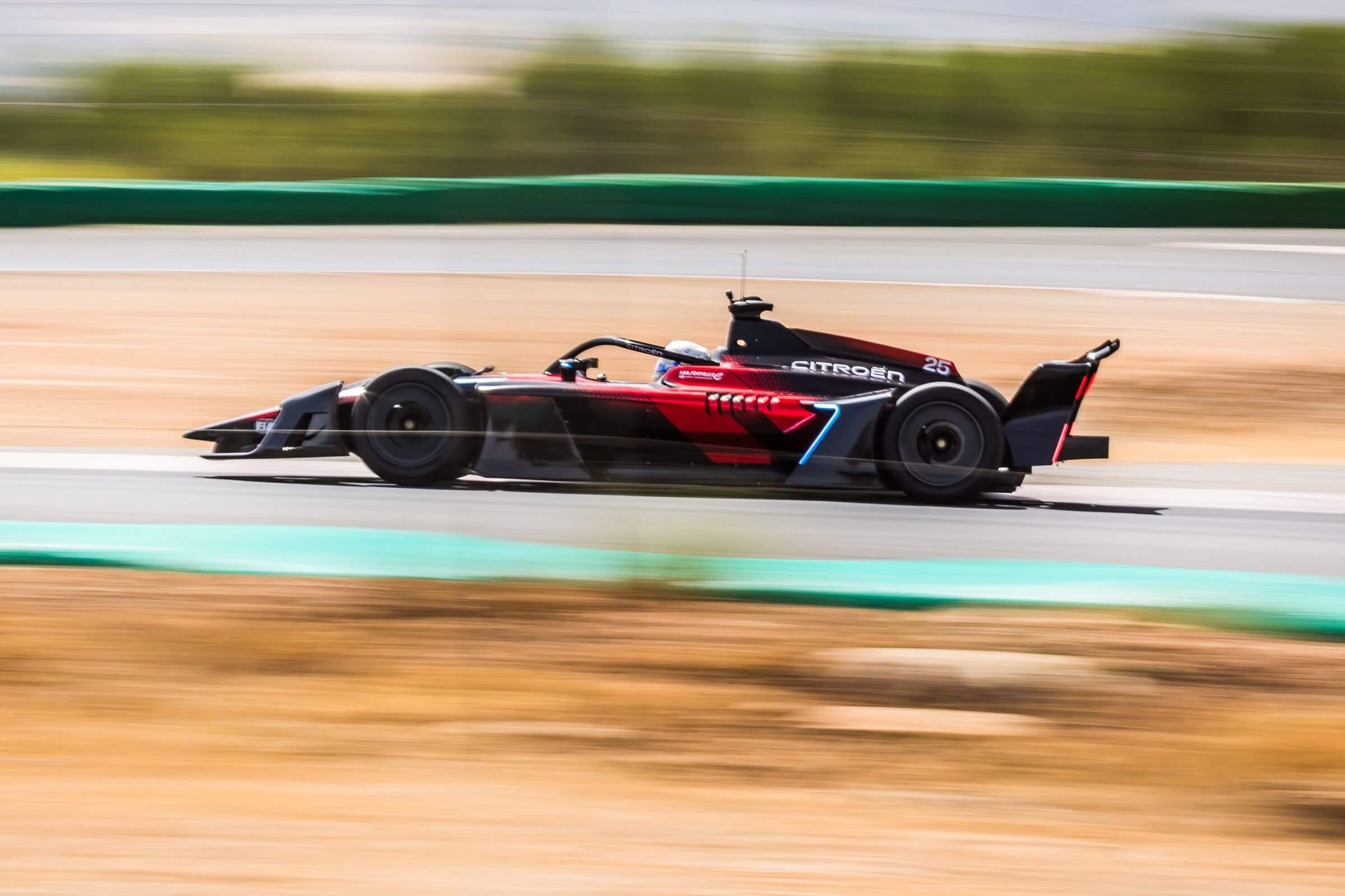 Jean-Eric-Vergne-Citroen-Gen4-test-driving-side-view