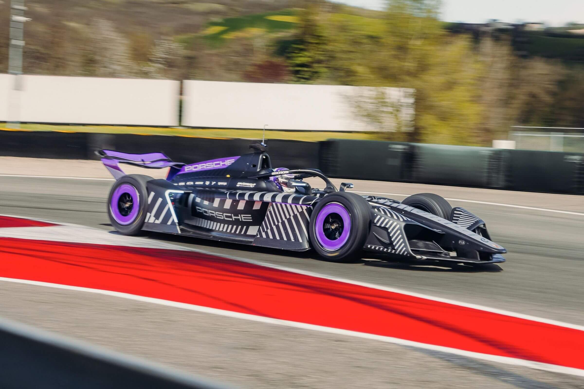 Porsche-Gen4-Test-high-downforce-package