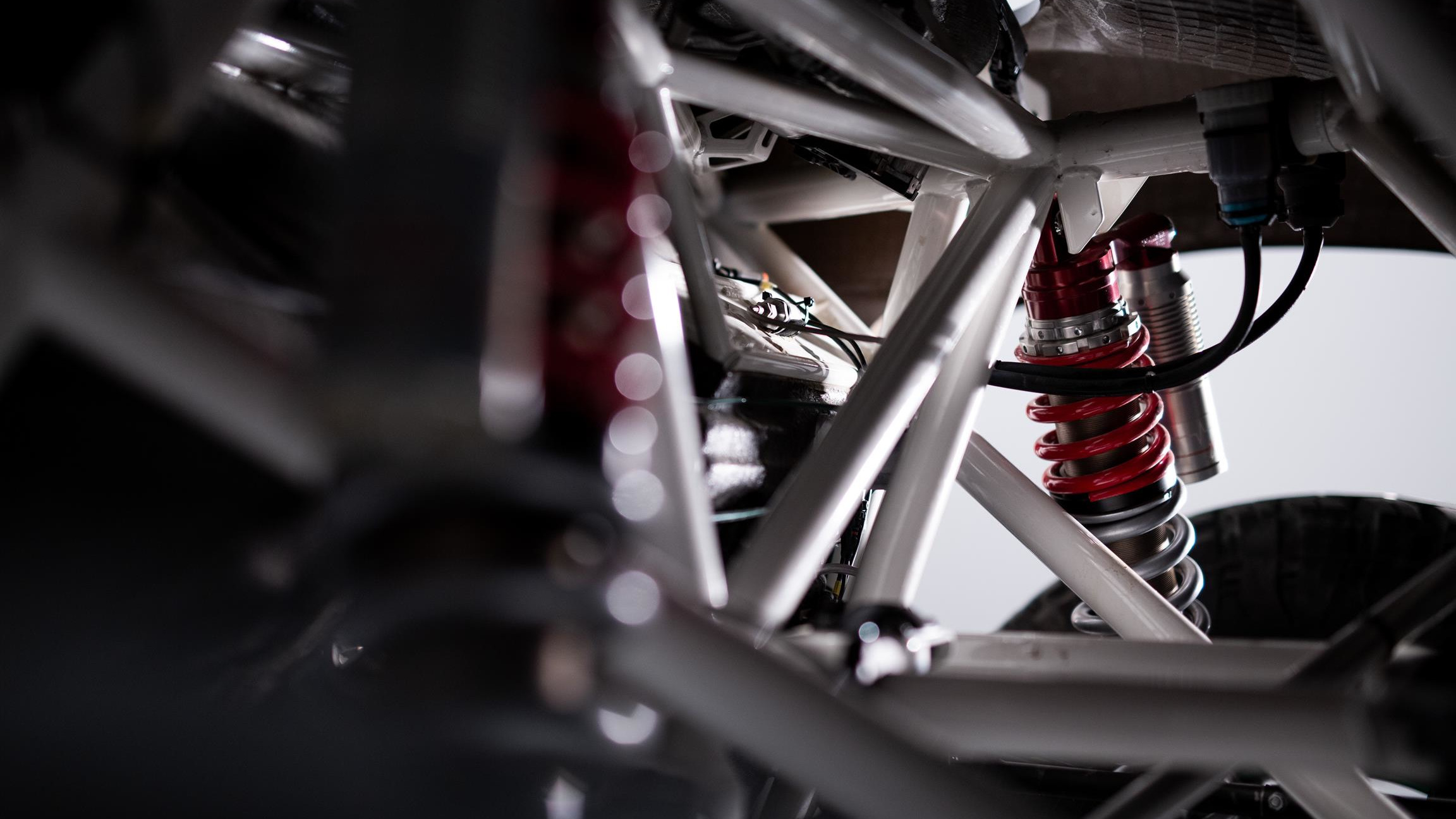 Extreme-E-Car-Technology-Damper